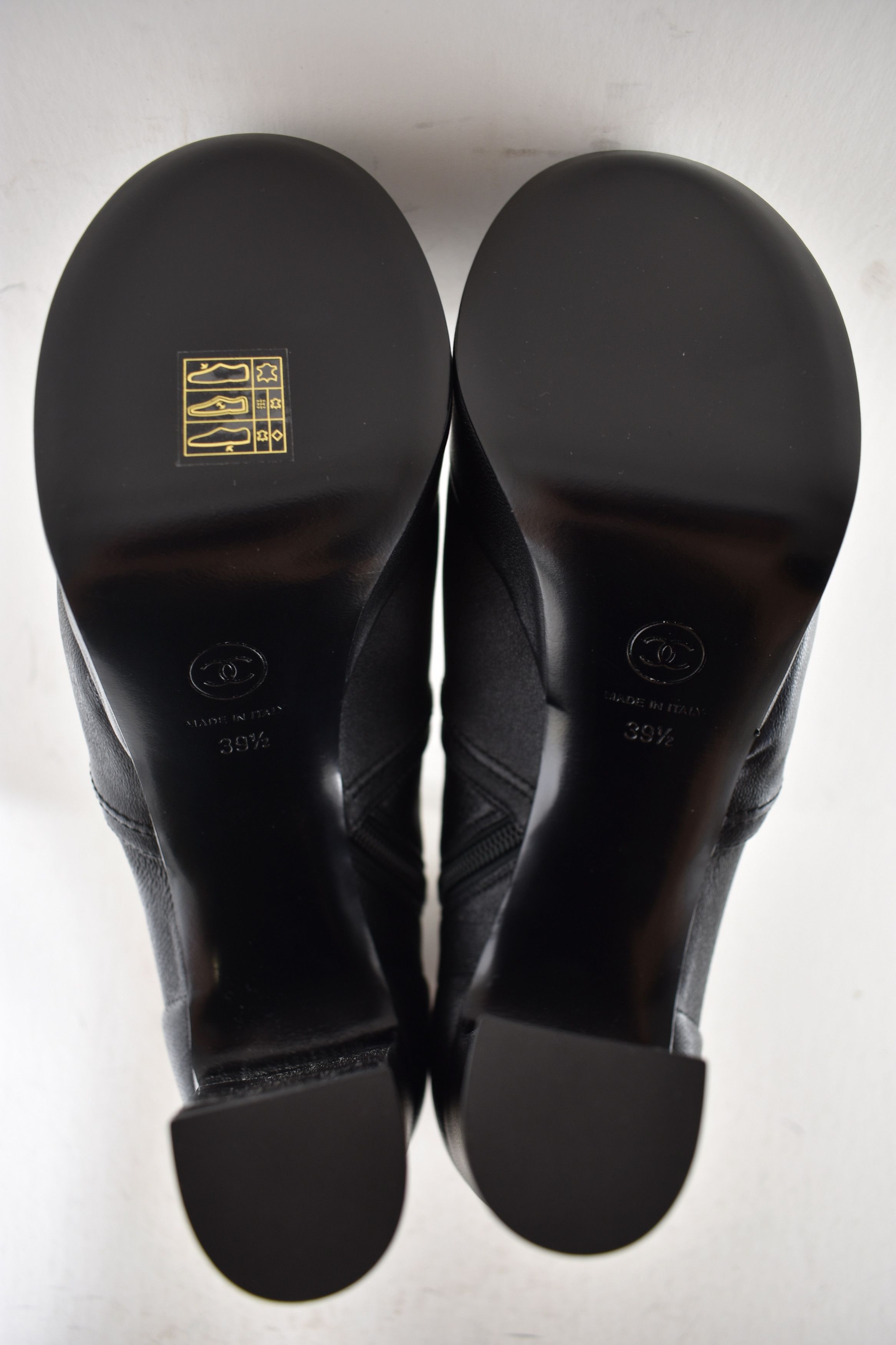 Chanel Chanel 24K Black Short Ankle Platform Block Heel Bootie 39.5 Size US 9.5 / IT 39.5 - 17 Thumbnail