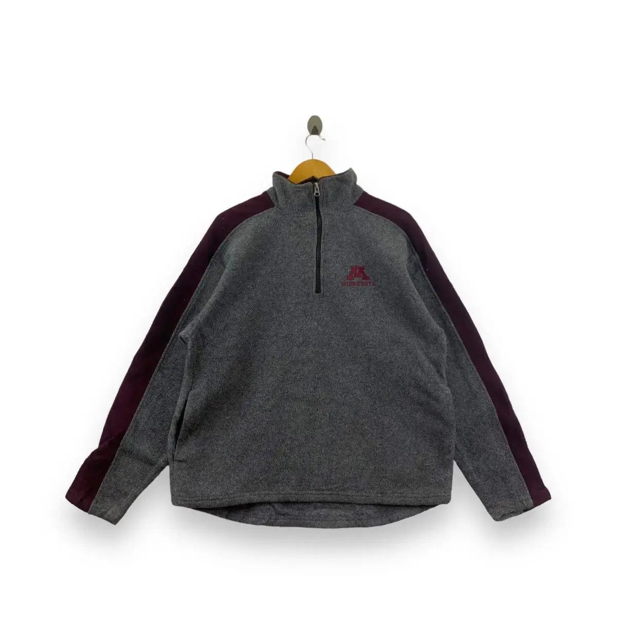 Vintage 90’ LEAGUE MINNESOTA Half Zipper Sweatshirt