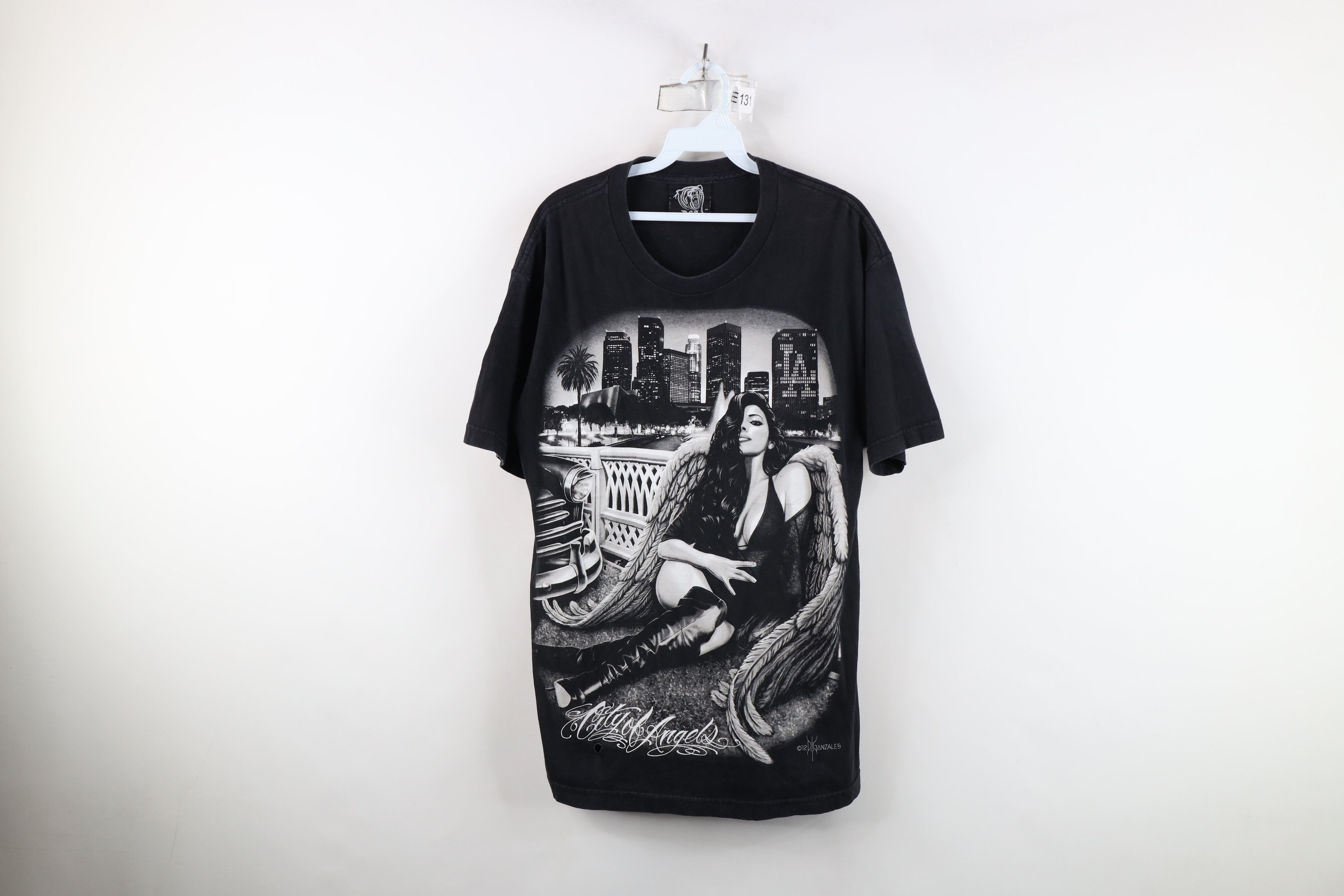 Vintage Vintage Y2K Streetwear City of Angels Pinup Girl T-Shirt Size US L / EU 52-54 / 3 - 1 Thumbnail