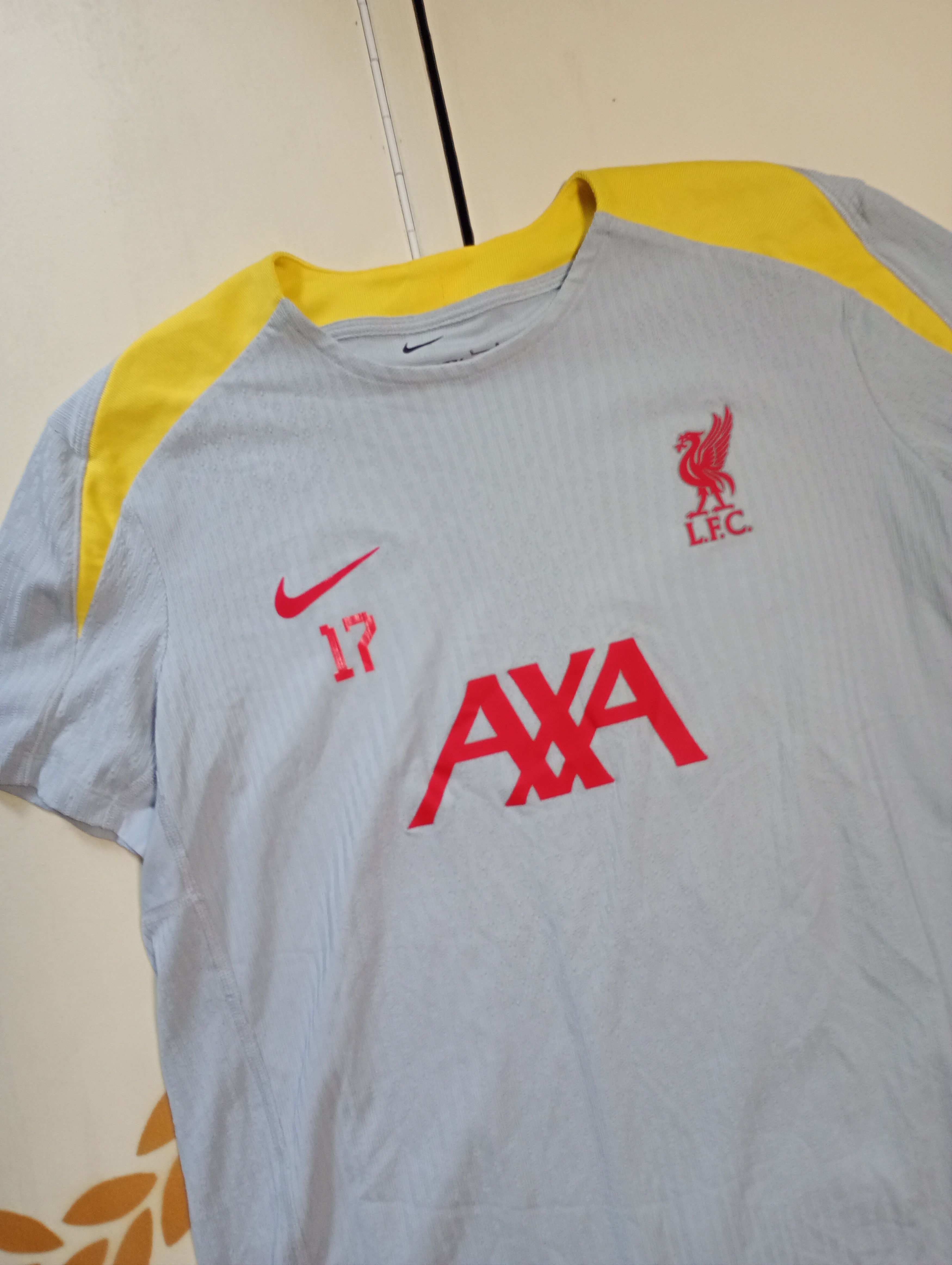 Nike Nike Liverpool Training Jersey 2024-2025 Size US L / EU 52-54 / 3 - 5 Thumbnail