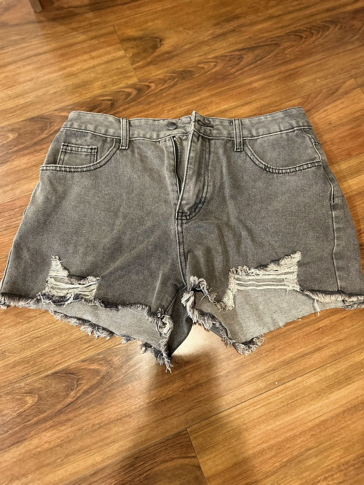 Shein Grey Denim Shorts Size 34" / US 12 / IT 48 - 1 Thumbnail