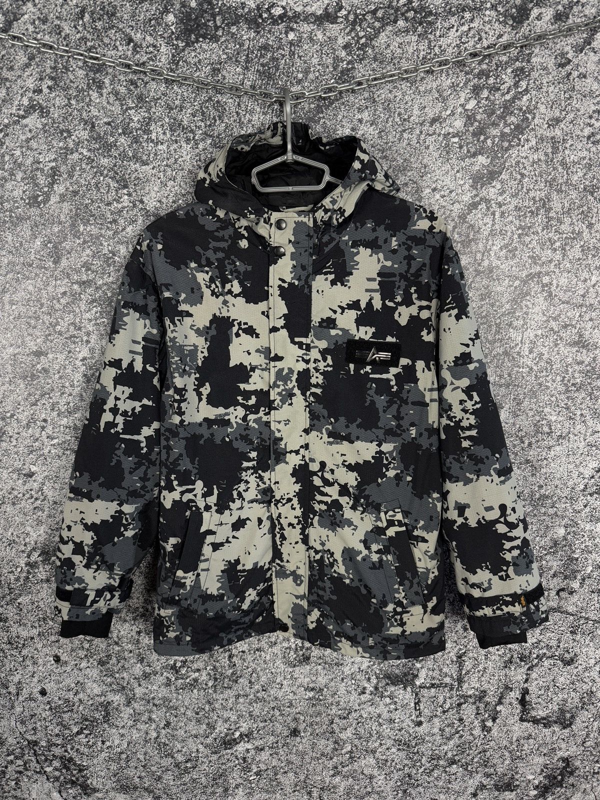 Alpha Industries Alpha Industries Camo Jacket Windbreaker Military Size 14 Size L / US 10 / IT 46 - 1 Thumbnail