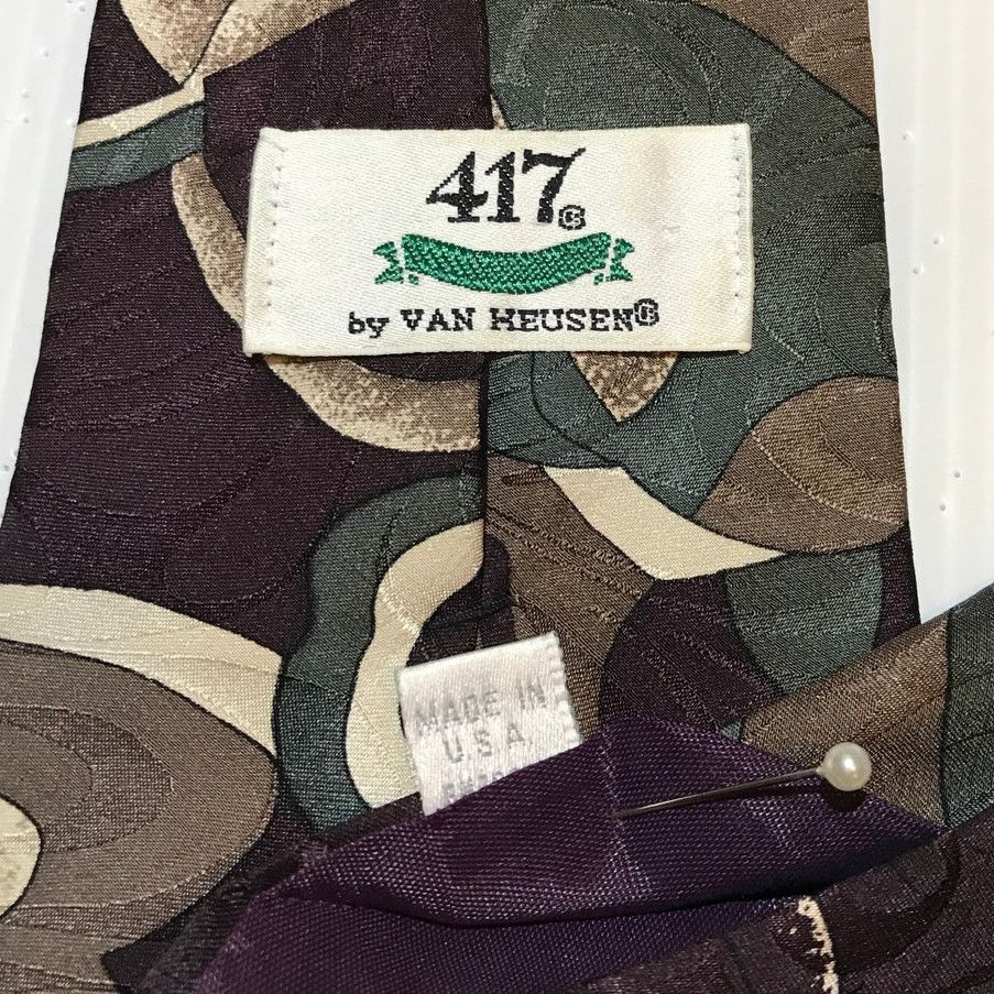 Van Heusen 417 by Van Heusen Vintage Silk Classic Wide Men Necktie Size ONE SIZE - 5 Thumbnail