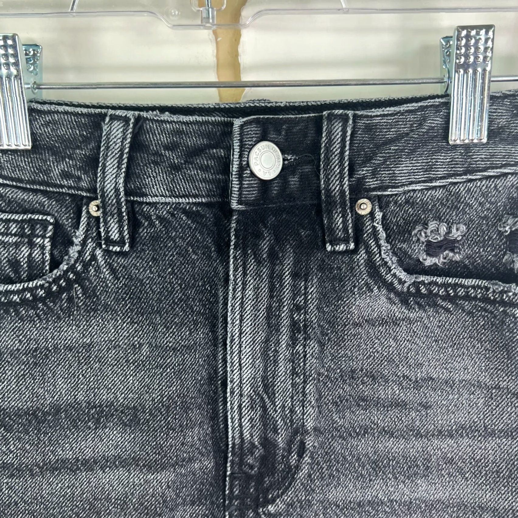 Pacsun PacSun Distressed Denim Mini Skirt Womens Size 22 Black Pockets 90s Bohemian Mid Rise Short Size 40" / US 18 - 2 Thumbnail