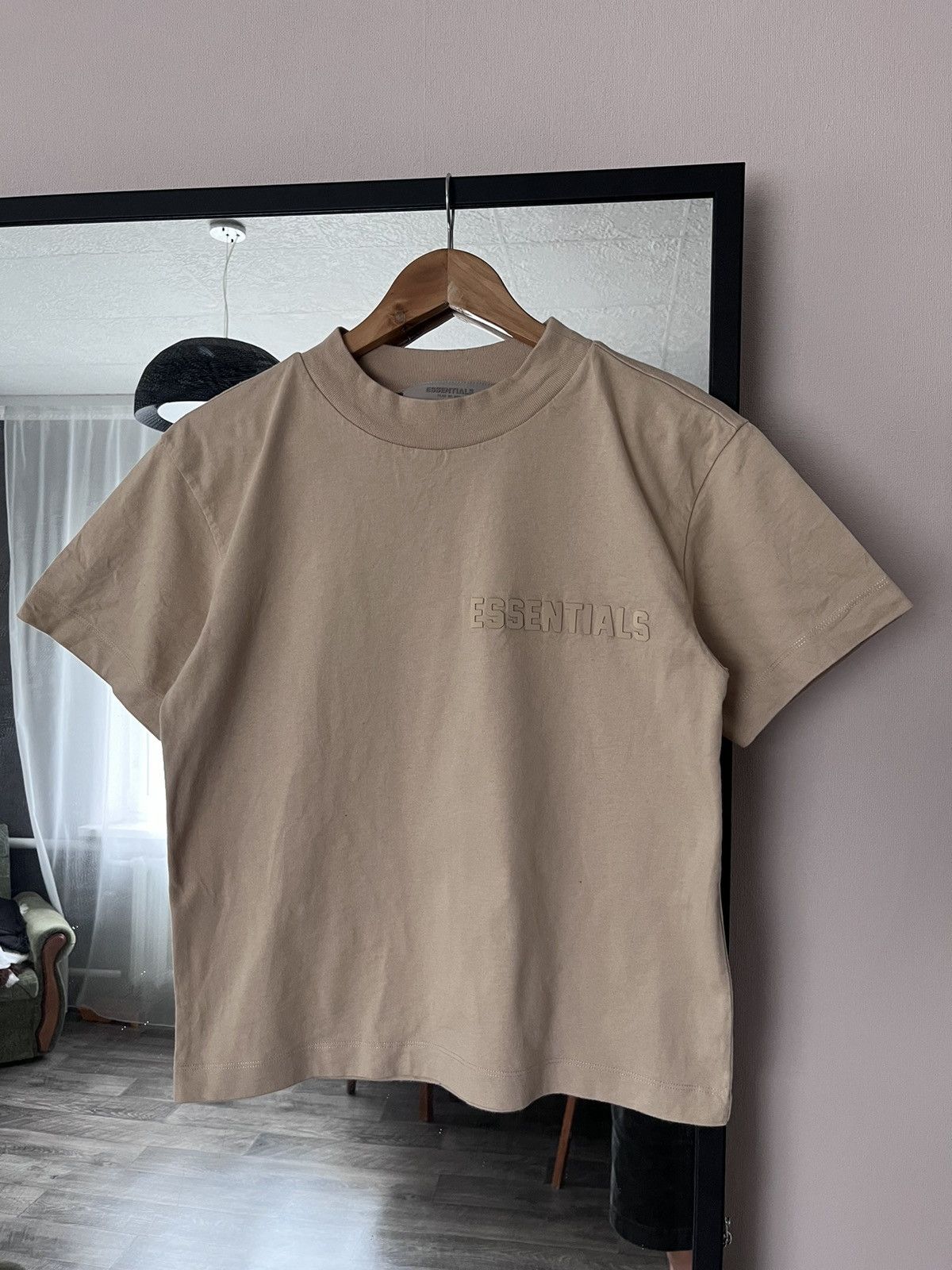 Fear of God Essentials Fear Of God Women's T-Shirt sz M Size M / US 6-8 / IT 42-44 - 2 Thumbnail