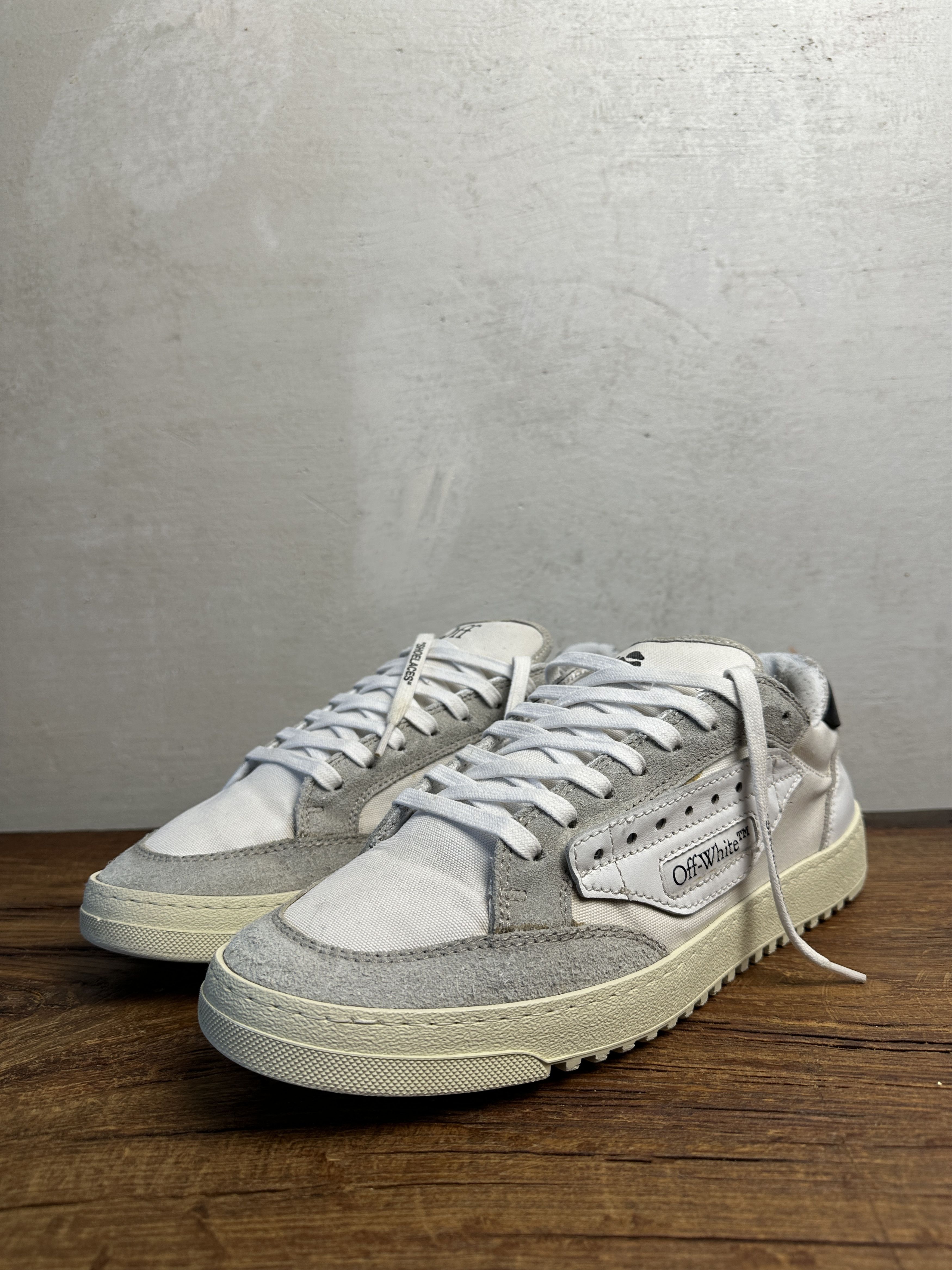 Off-White Off-Court White Suede Canvas Low-Top Shoes