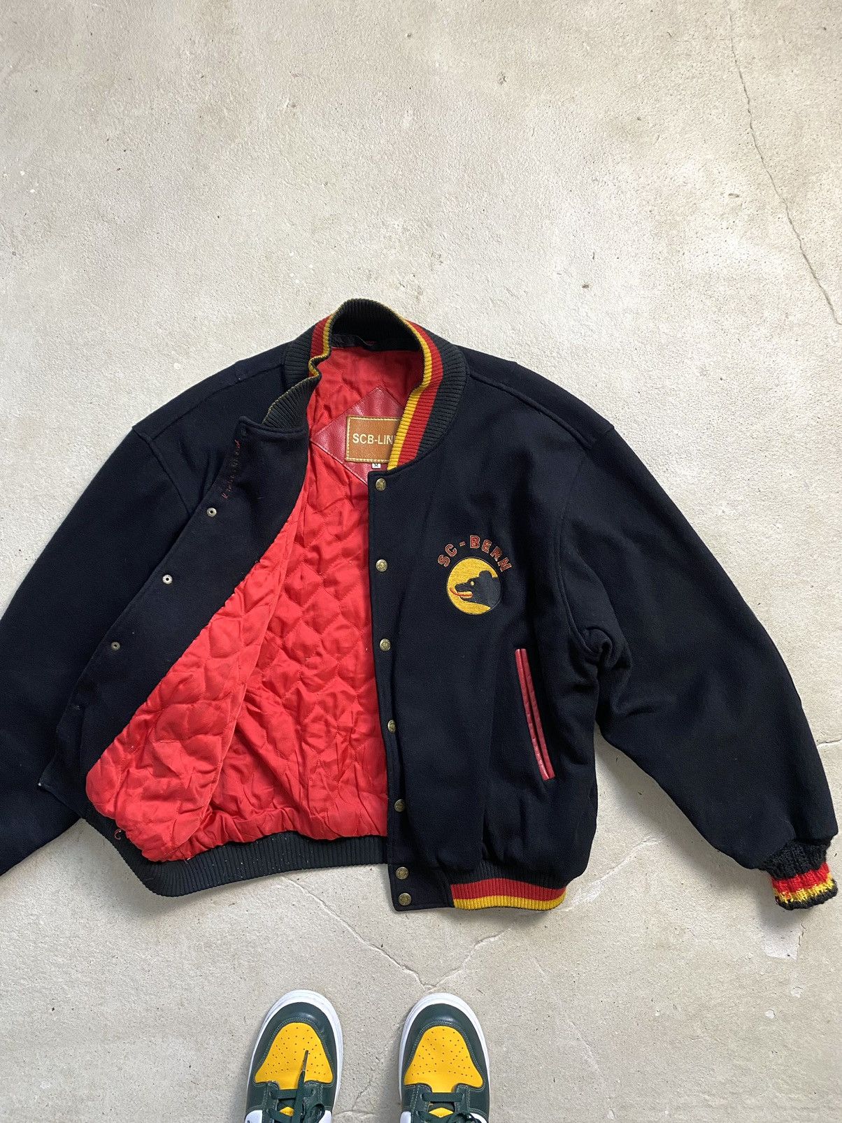 NHL Rare! Vintage 90s SC Bern Hockey Bear Bomber Jacket Y2K Size US M / EU 48-50 / 2 - 11 Thumbnail
