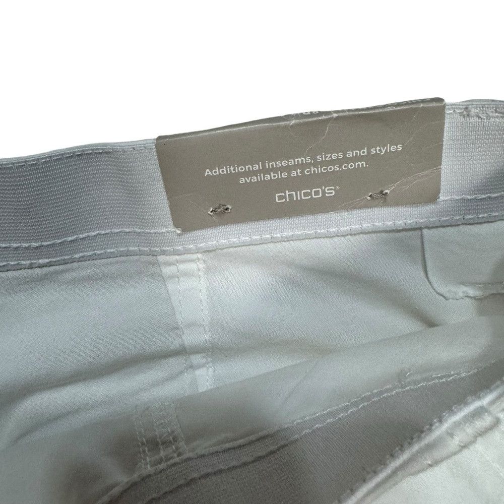Chicos NWT New Chico's White Cool Cotton Shorts Size 1P US 8 Petit Size 30" / US 8 / IT 44 - 4 Thumbnail