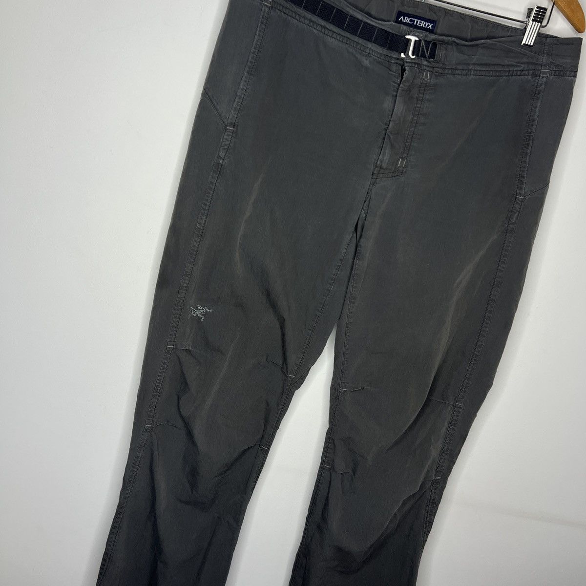 Arc'teryx Vintage Arcteryx Double Knee Cargo Work Pants Travis Style Size US 34 / EU 50 - 4 Thumbnail
