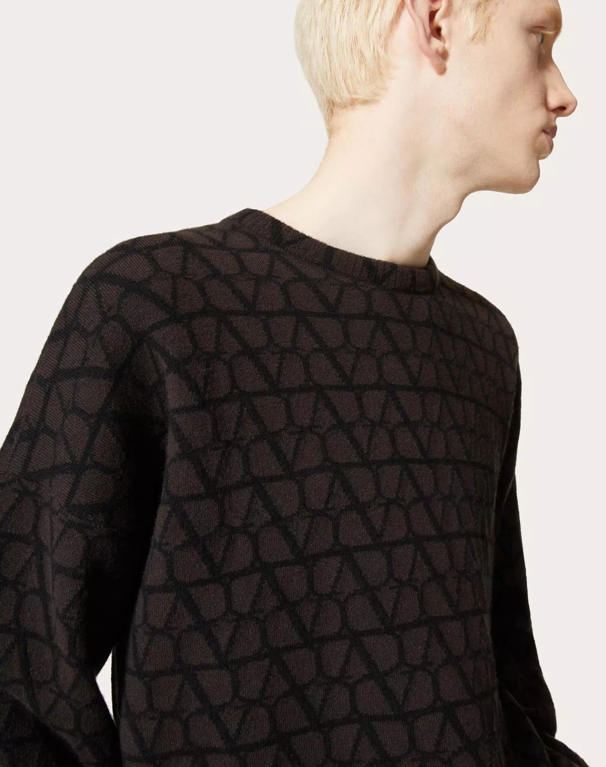 Valentino oc11z0725 Wool Crewneck Sweater in Black Size US L / EU 52-54 / 3 - 6 Thumbnail