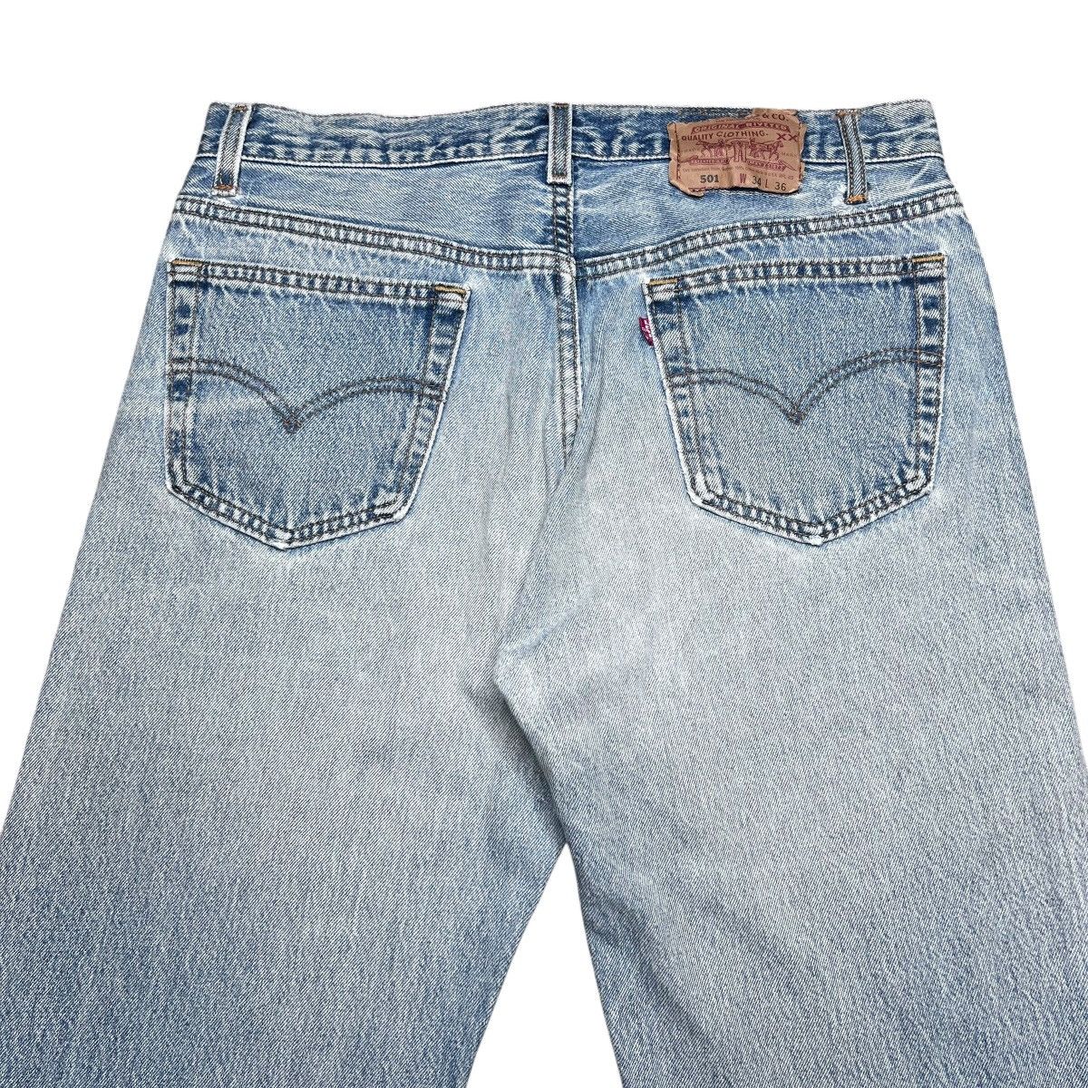 Levi's Vintage 1990s Levi’s 501 Button Fly Made In USA Denim Jeans Size US 32 / EU 48 - 13 Thumbnail
