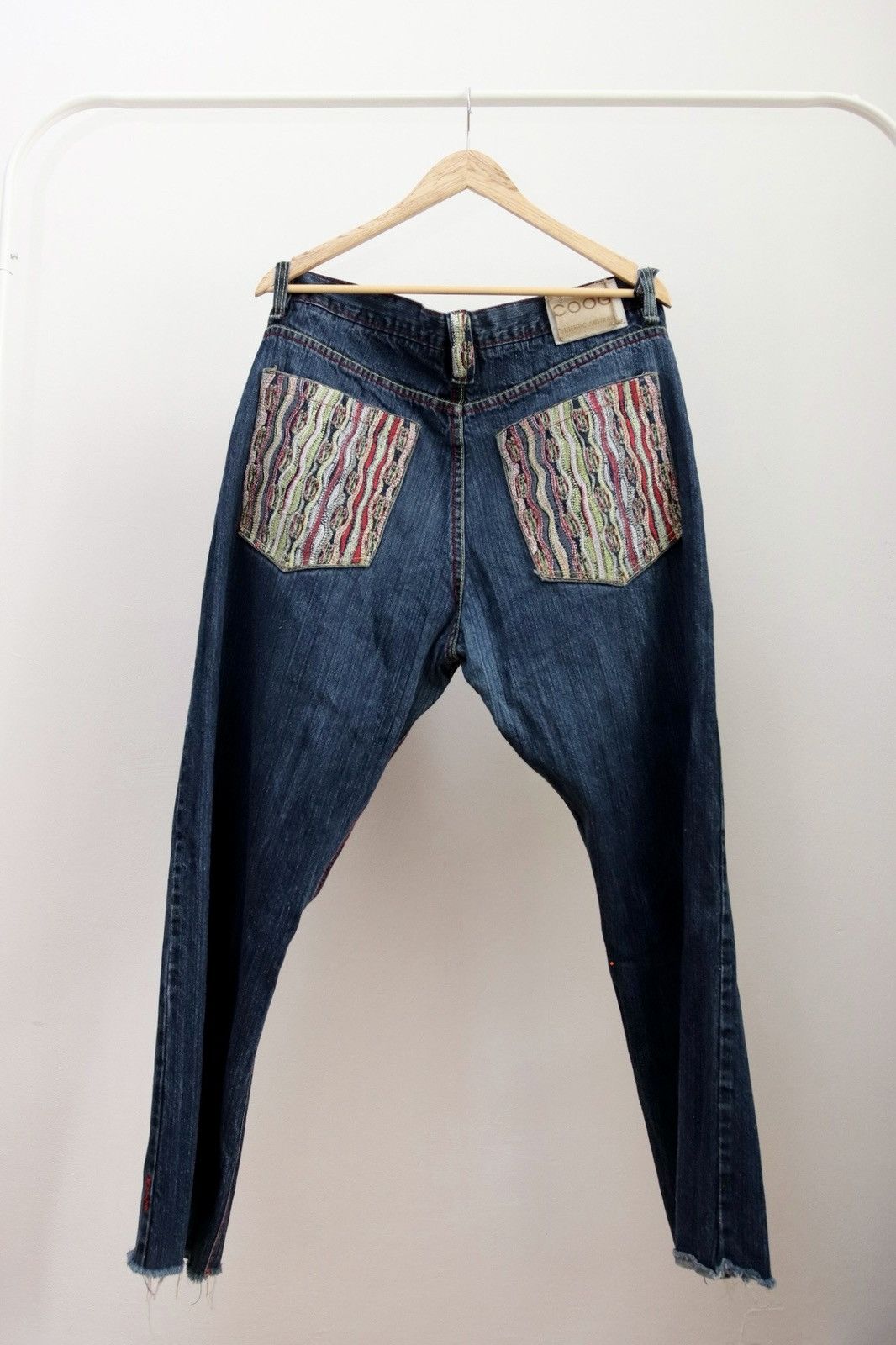 Coogi Vintage Coogi jeans signature embroidered details Size US 40 / EU 56 - 2 Thumbnail