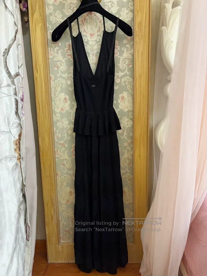 Chanel Chanel Suspender skirt Size XXS / US 00 / IT 34 - 2 Thumbnail