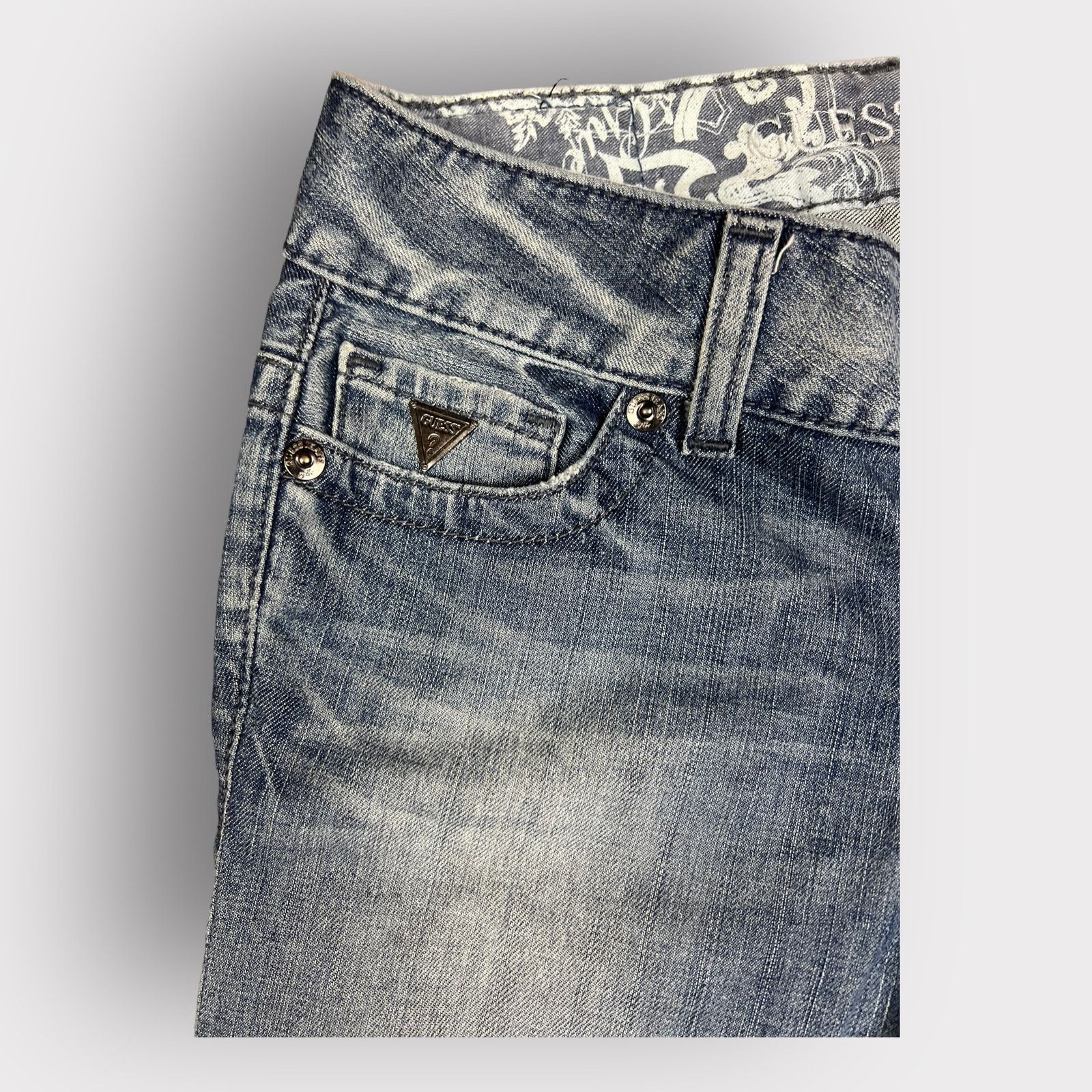Guess Guess | Vintage Y2K Daredevil Skinny Embellished Jeans | 26 Size 26" / US 2 / IT 38 - 6 Thumbnail