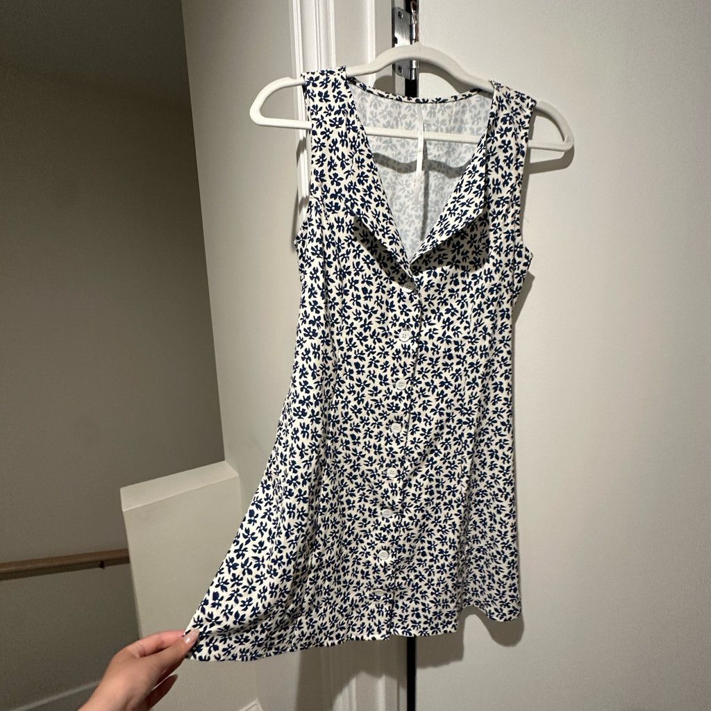 Urban Outfitters Navy Floral Sleeveless Mini Dress with Tie Back Size S / US 4 / IT 40 - 3 Thumbnail