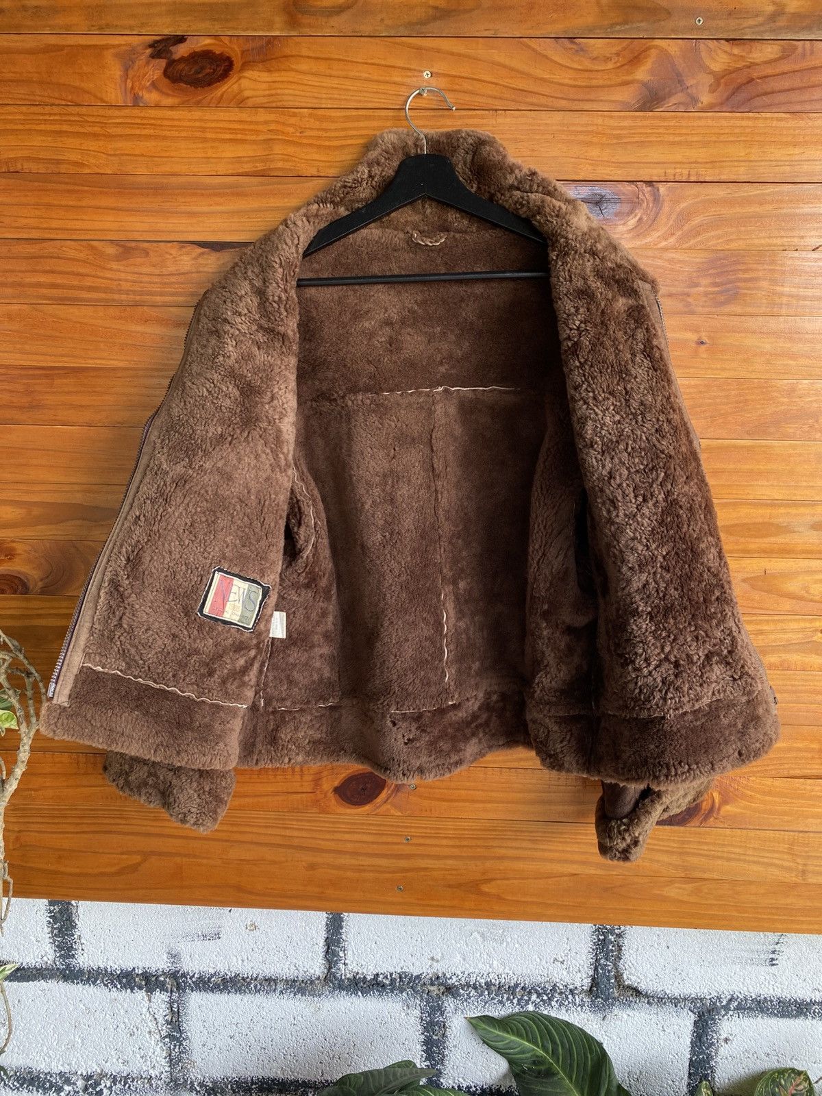 Vintage Vintage NEWS 1985 Shearling Aviator Jacket Brown Faux Suede Size US M / EU 48-50 / 2 - 11 Thumbnail