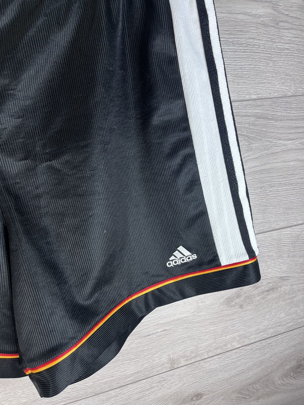 Adidas Vintage men’s soccer shorts Adidas Germany 🇩🇪 football Size US 34 / EU 50 - 7 Thumbnail