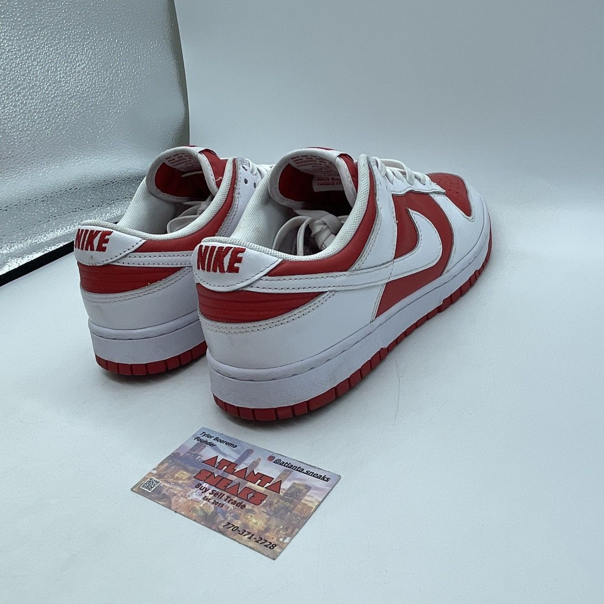 Nike Dunk low championship red Size US 9.5 / EU 42-43 - 5 Thumbnail