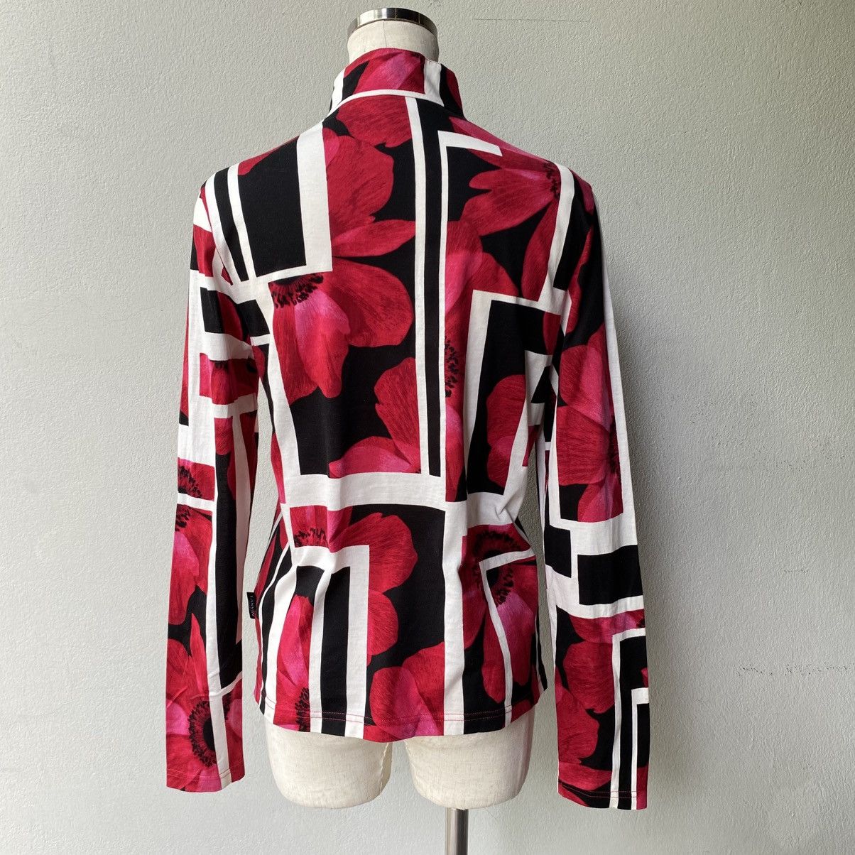 Lanvin LANVIN Red Floral Block Print Blouse with Button Neck Size XS / US 0-2 / IT 36-38 - 2 Thumbnail
