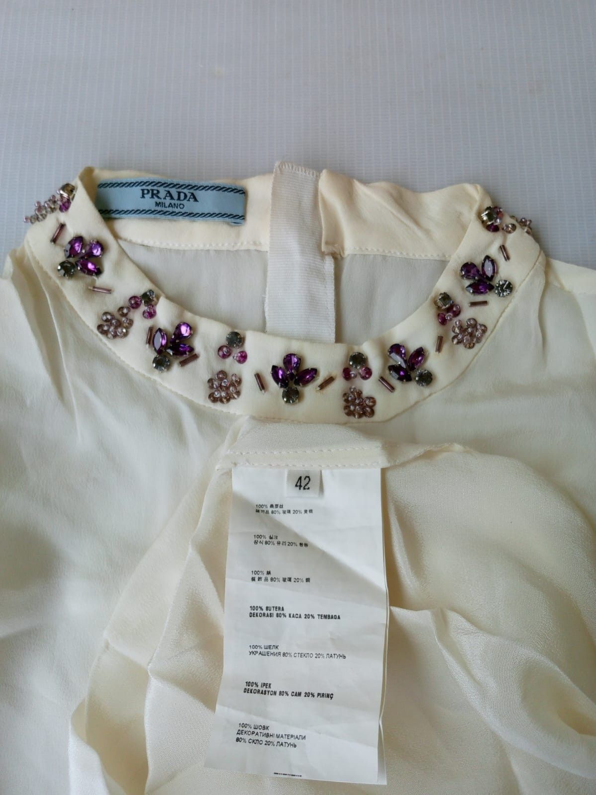 Prada Prada tops broken white in the blouse Size M / US 6-8 / IT 42-44 - 6 Thumbnail