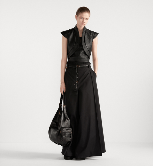 Dior o1w1db10426 M2434U Size: OS / Large Shoulder Bag in Black Size ONE SIZE - 5 Thumbnail
