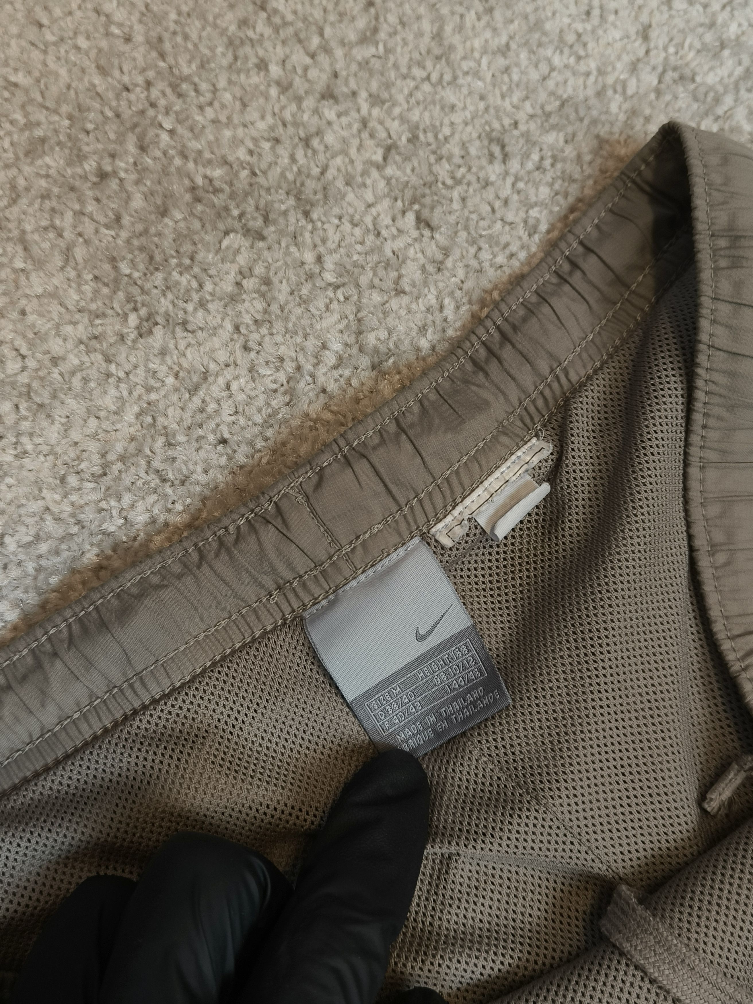 Nike Nike Vintage Nylon Track Pants Size US 31 - 6 Thumbnail