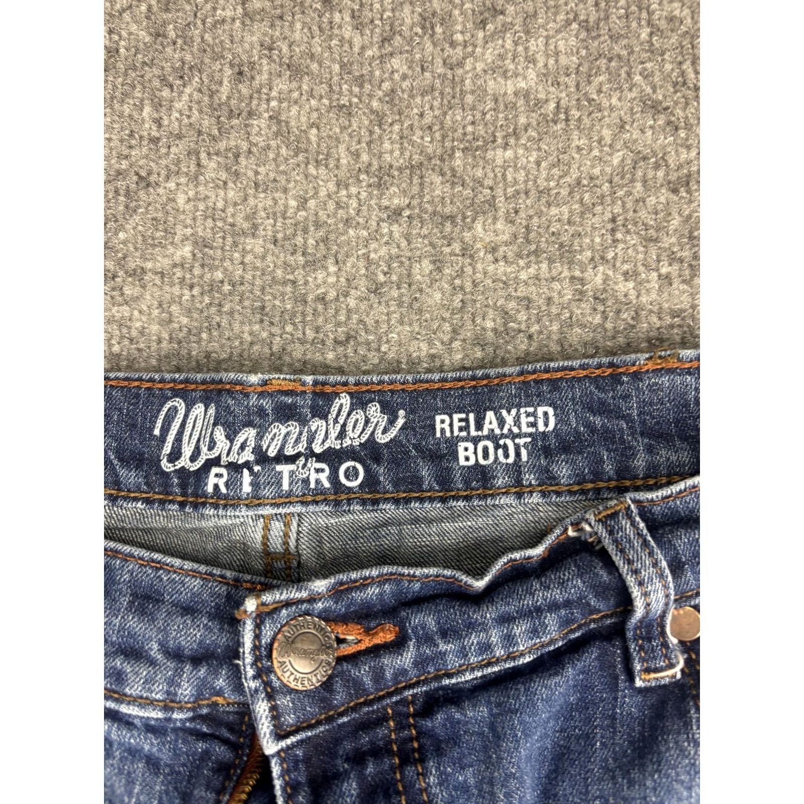 Wrangler VINTAGE? Wrangler Retro Jeans Mens 36x33 Blue Relaxed Bootcut Stretch Denim Classic Size US 36 / EU 52 - 2 Thumbnail