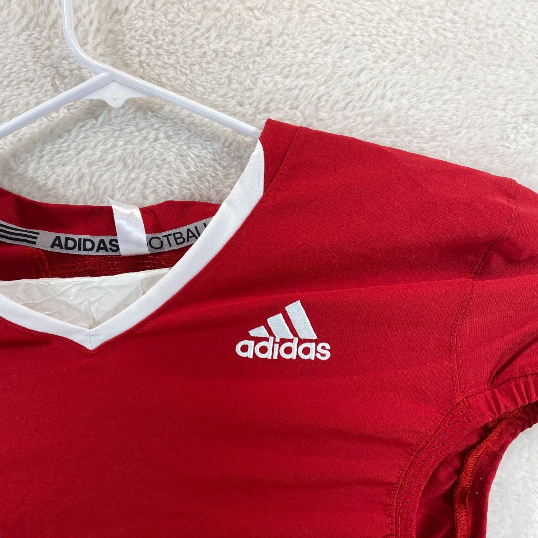 Adidas adidas Logo Football Red White Practice Jersey Mens Medium NWT Size US M / EU 48-50 / 2 - 6 Thumbnail