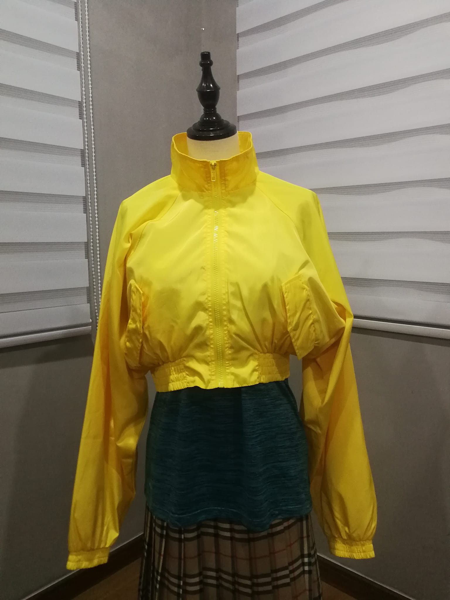 Forever 21 FOREVER 21 woman bomber jacket XS Size US XS / EU 42 / 0 - 1 Thumbnail