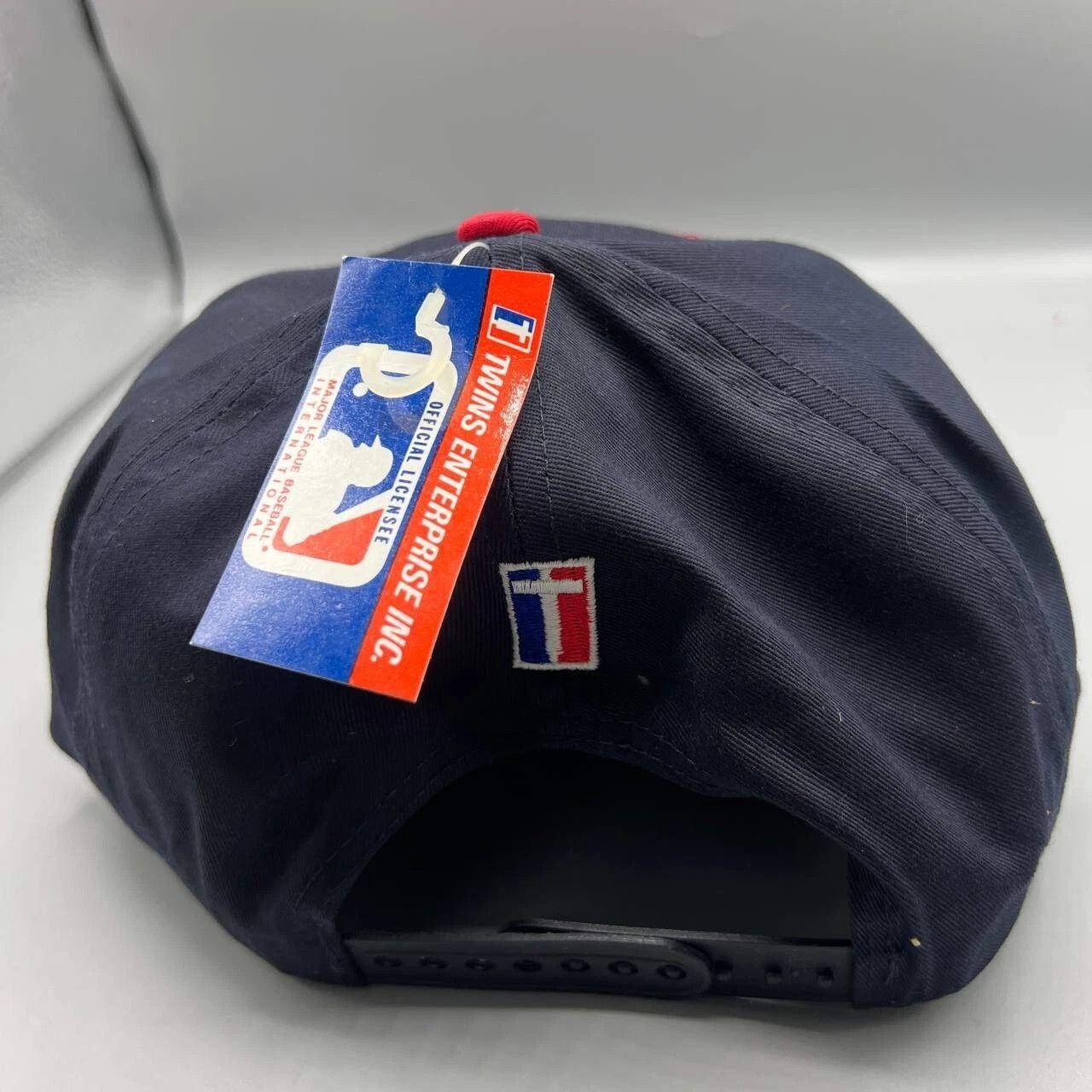 Twins Enterprise Inc. × Vintage Atlanta Braves Hat Men Twins Enterprise MLB Snap Back Cap Size ONE SIZE - 4 Thumbnail