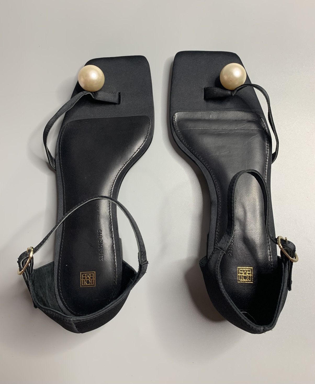 Toteme Toteme Black Sandals With Pearl Size US 8 / IT 38 - 4 Thumbnail