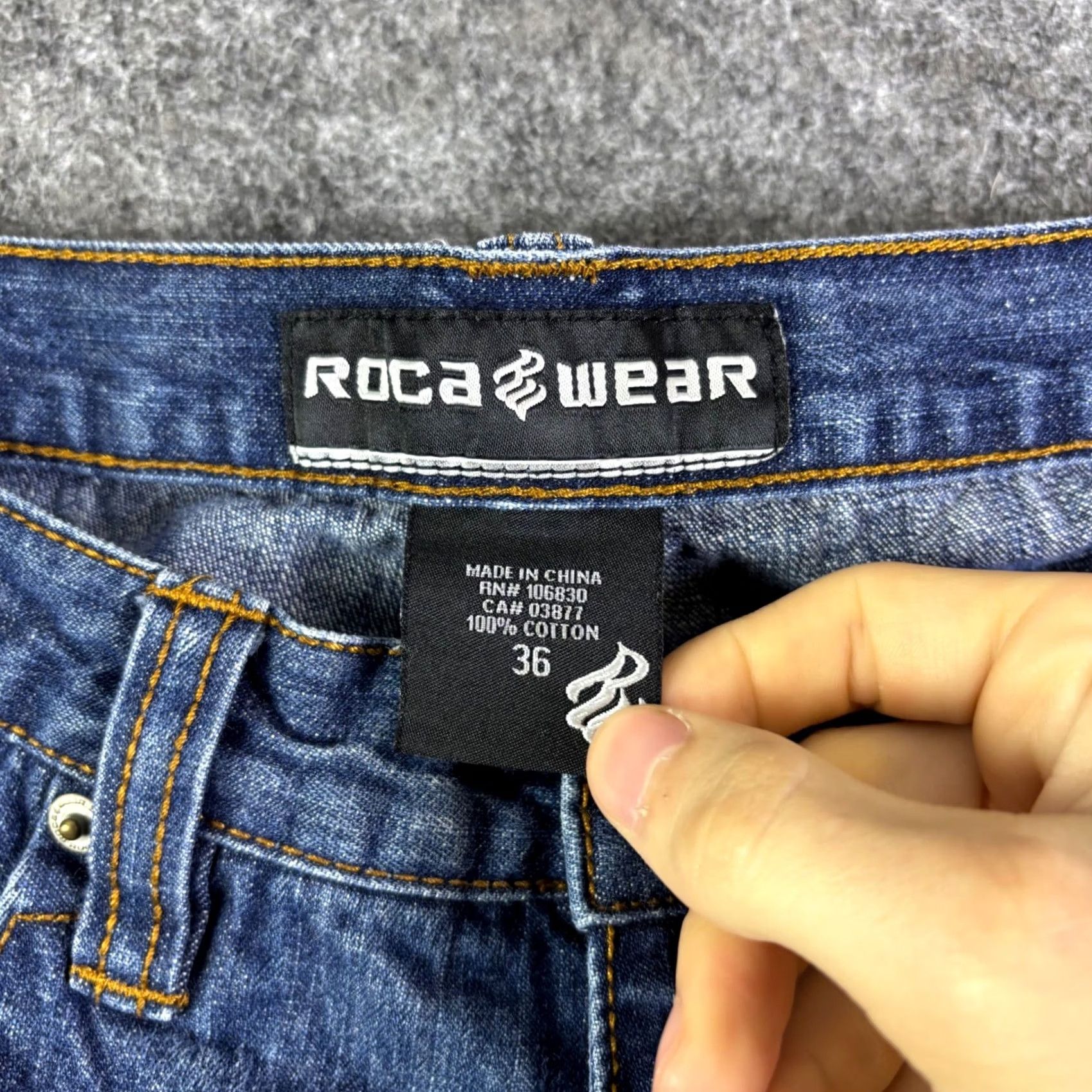 Rocawear VINTAGE Rocawear Bermuda Shorts Mens Baggy Denim 36 Blue Medium Wash 5-Pocket Logo Embroidered Size US 36 / EU 52 - 7 Thumbnail