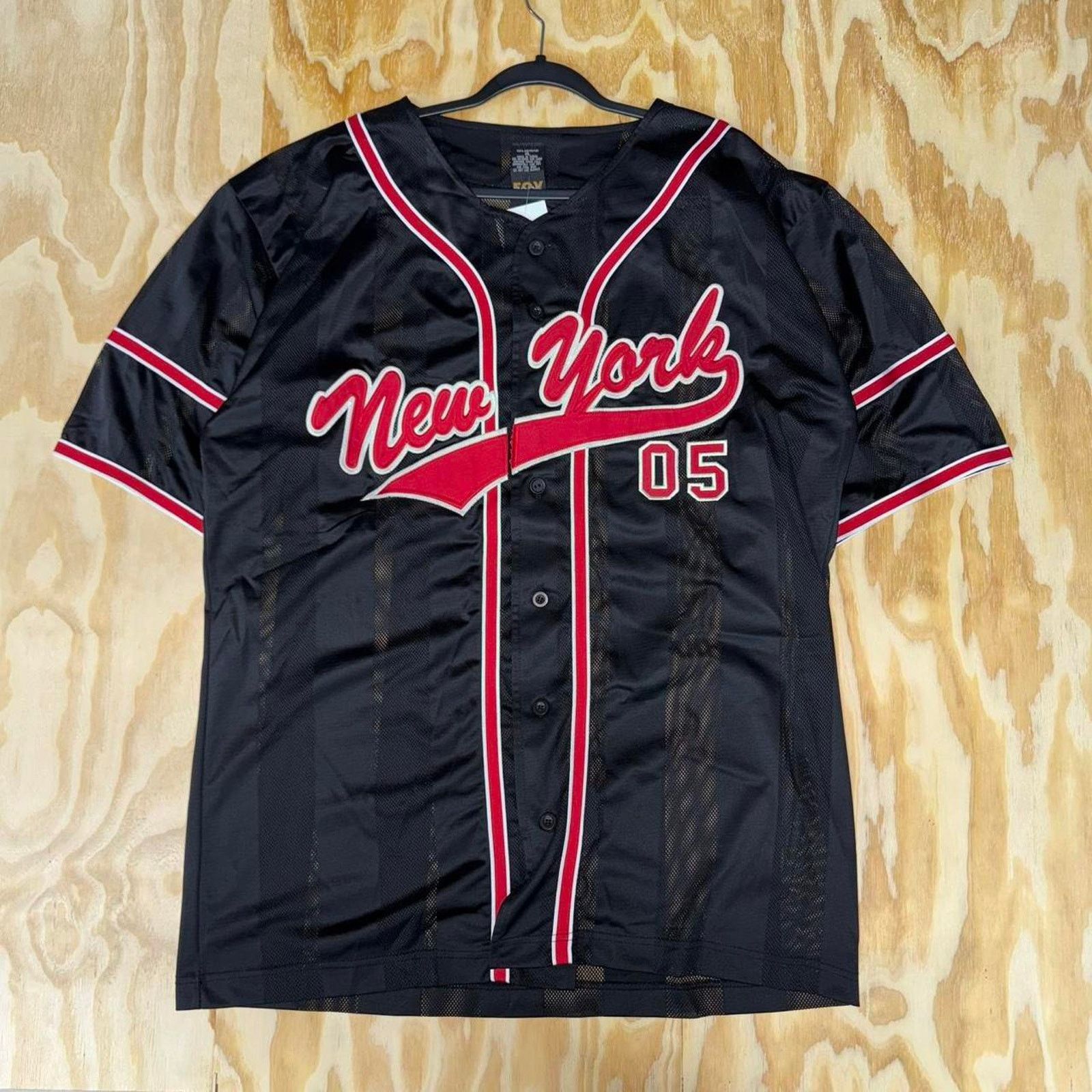 Fubu XL-Vintage y2k new york button up baseball jersey mesh shirt Size US XL / EU 56 / 4 - 1 Thumbnail