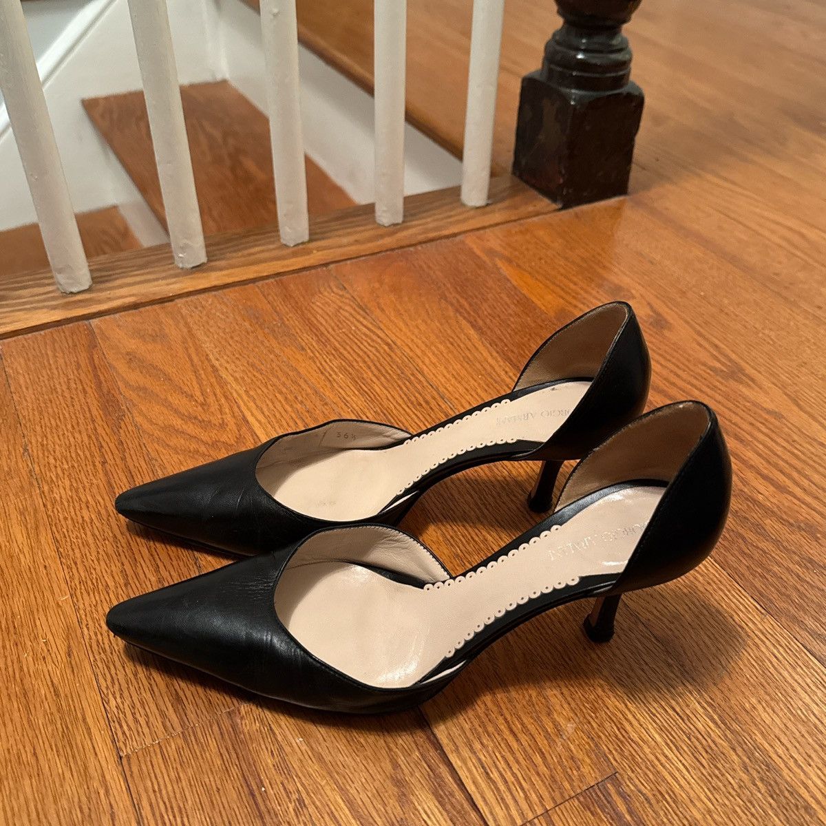Giorgio Armani Giorgio Armani Black Kitten Heels Size US 7 / IT 37 - 1 Thumbnail