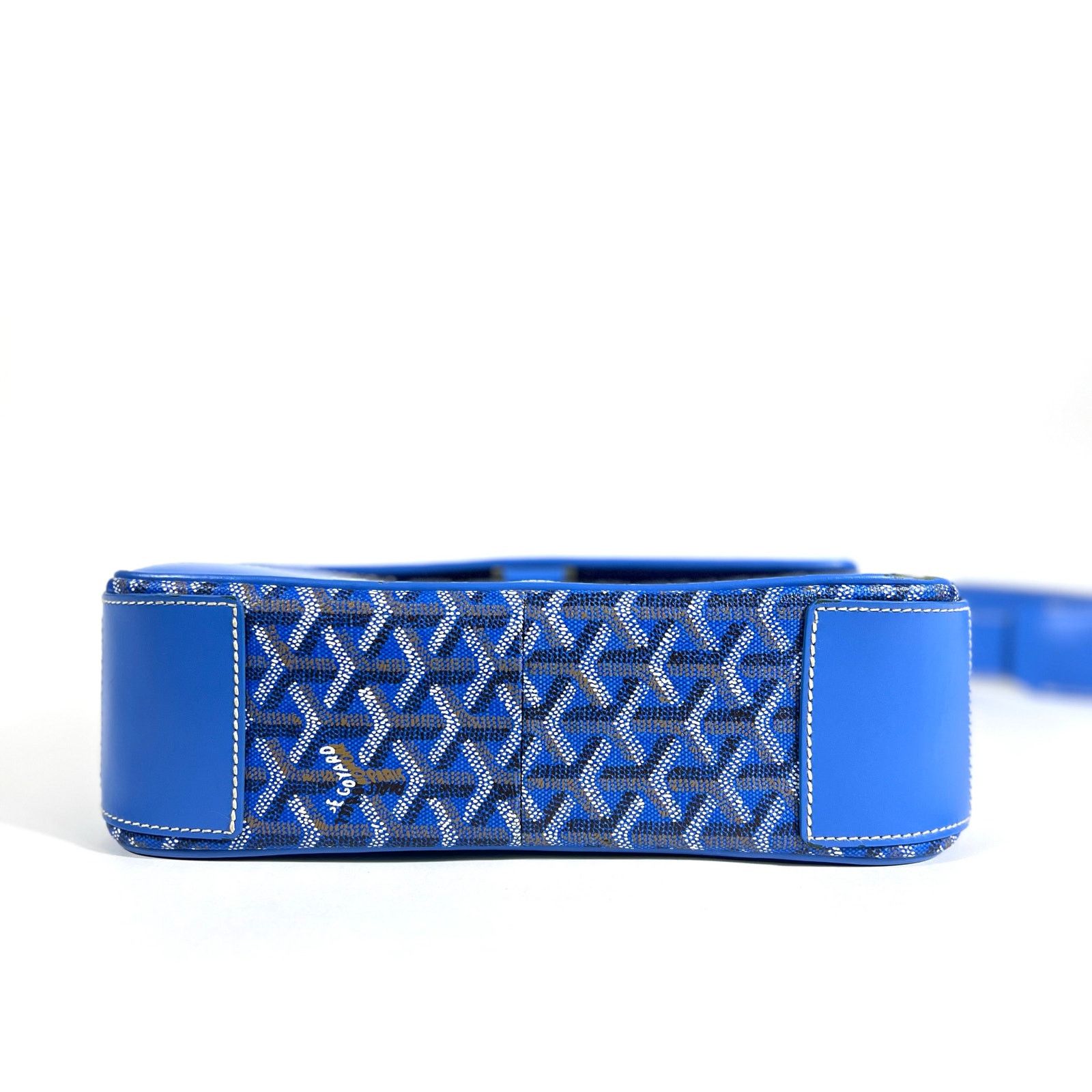 Goyard Goyard Grand Bleu MM Sky Blue Vintage Hand Painted Canvas Size ONE SIZE - 7 Thumbnail