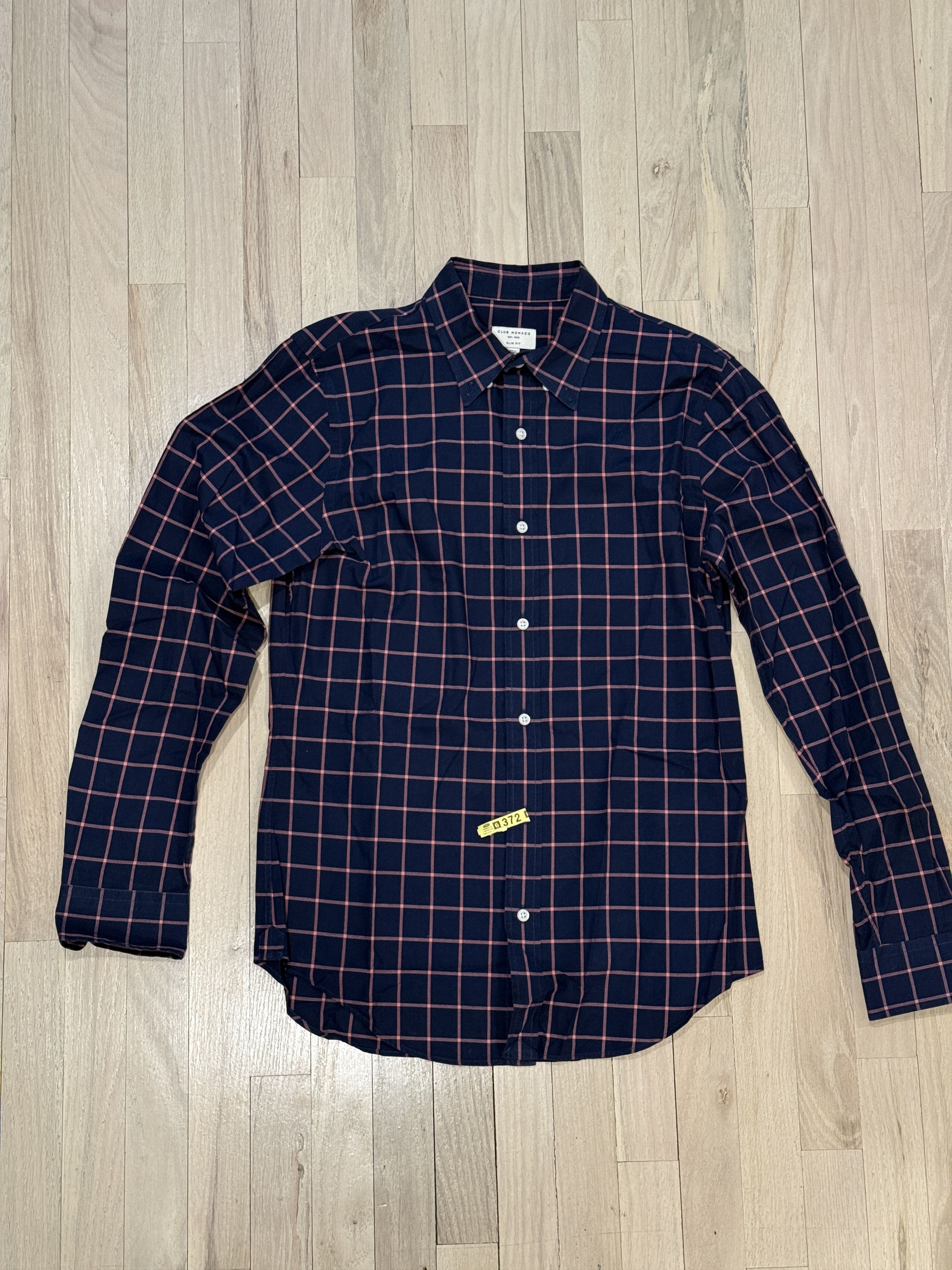 Club Monaco Club Monaco deep indigo/navy check button-down Size US M / EU 48-50 / 2 - 1 Thumbnail