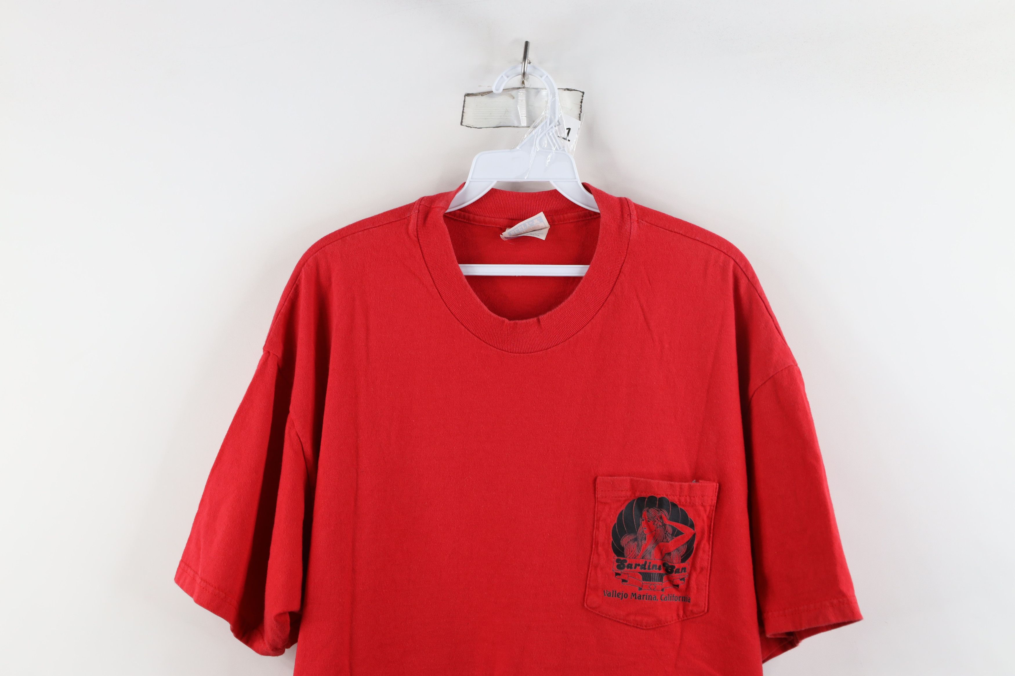 Vintage Vintage 90s Streetwear Can Vallejo Marina T-Shirt Red Size US XL / EU 56 / 4 - 2 Thumbnail