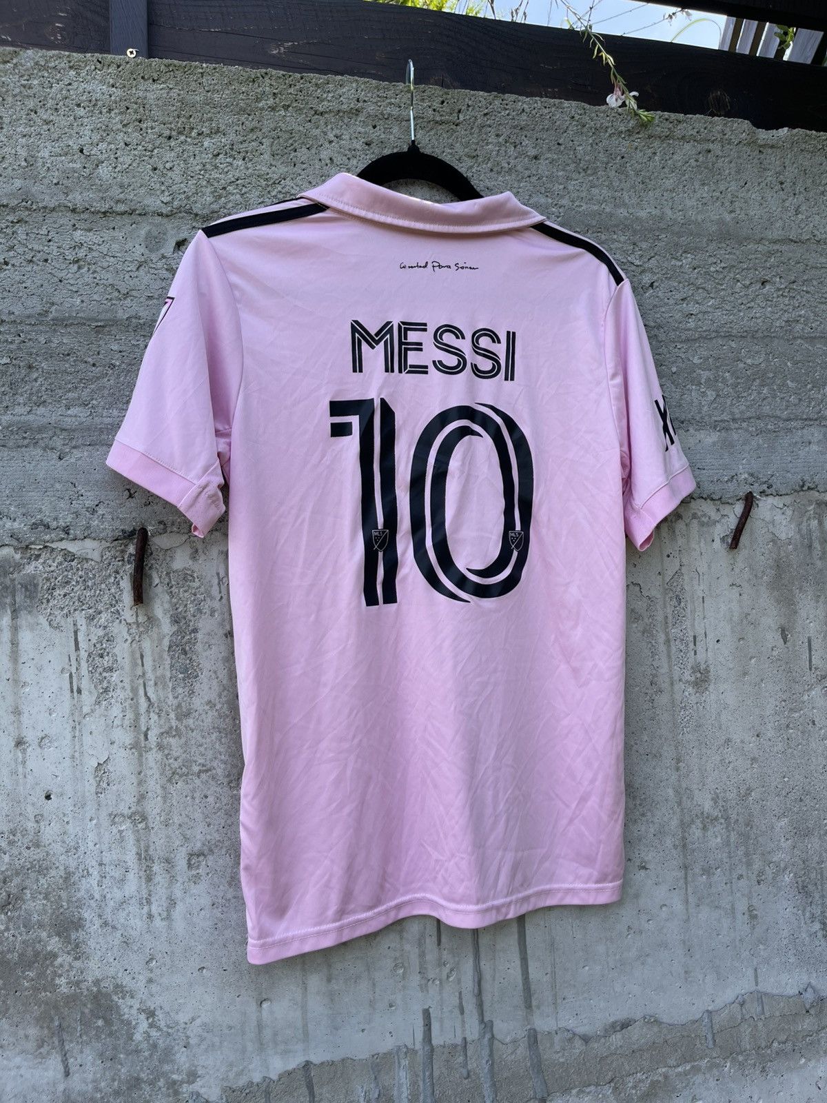 Nike Adidas Inter Miami Messi pink jersey Size US S / EU 44-46 / 1 - 3 Thumbnail