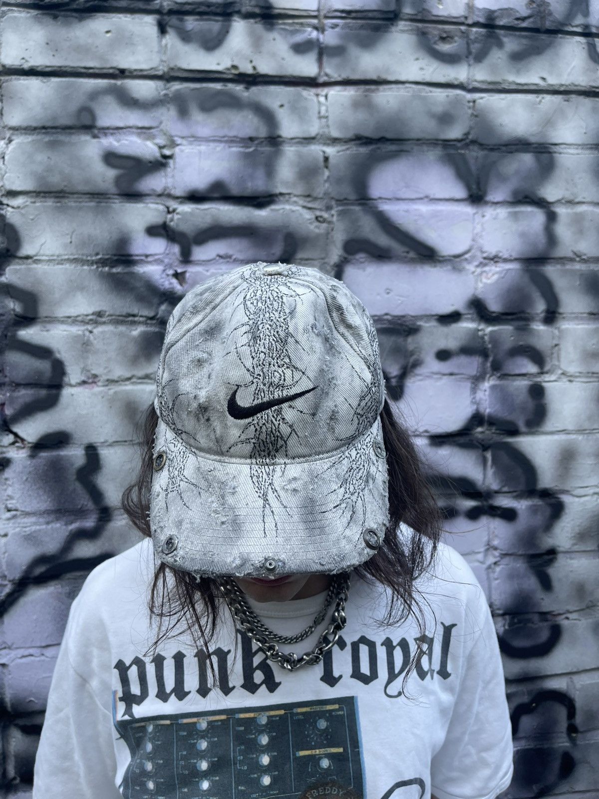 Nike Vintage cyber nike tribal distressed cap Size ONE SIZE - 5 Thumbnail