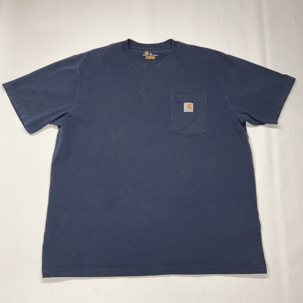 Carhartt Carhartt Tee Shirt Navy Blue Original Fit Chest Pocket Logo Size US XL / EU 56 / 4 - 1 Thumbnail