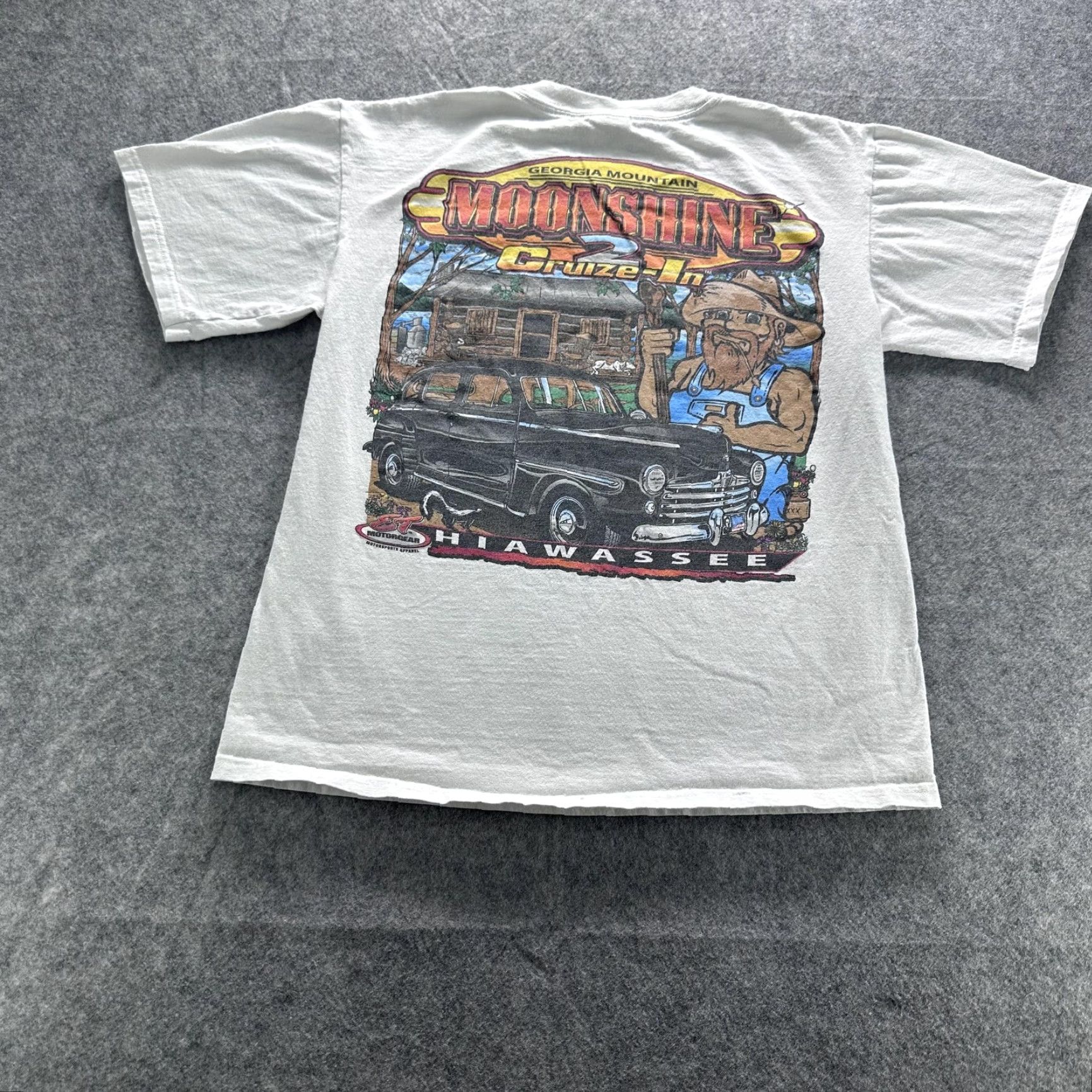 Anvil VINTAGE Georgia Mountain Moonshine Cruize-In Shirt Mens Medium White Graphic SS Size US M / EU 48-50 / 2 - 7 Thumbnail