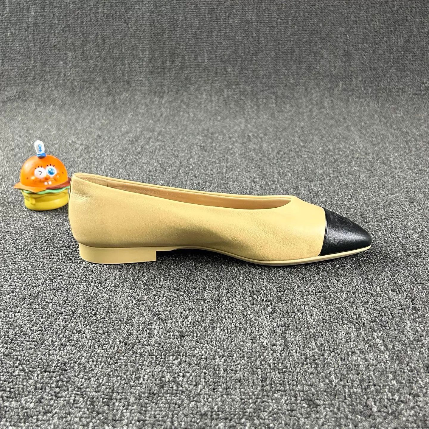 Chanel Chanel Double C colorblock ballet flats 35.5 Size US 5 / IT 35 - 4 Thumbnail