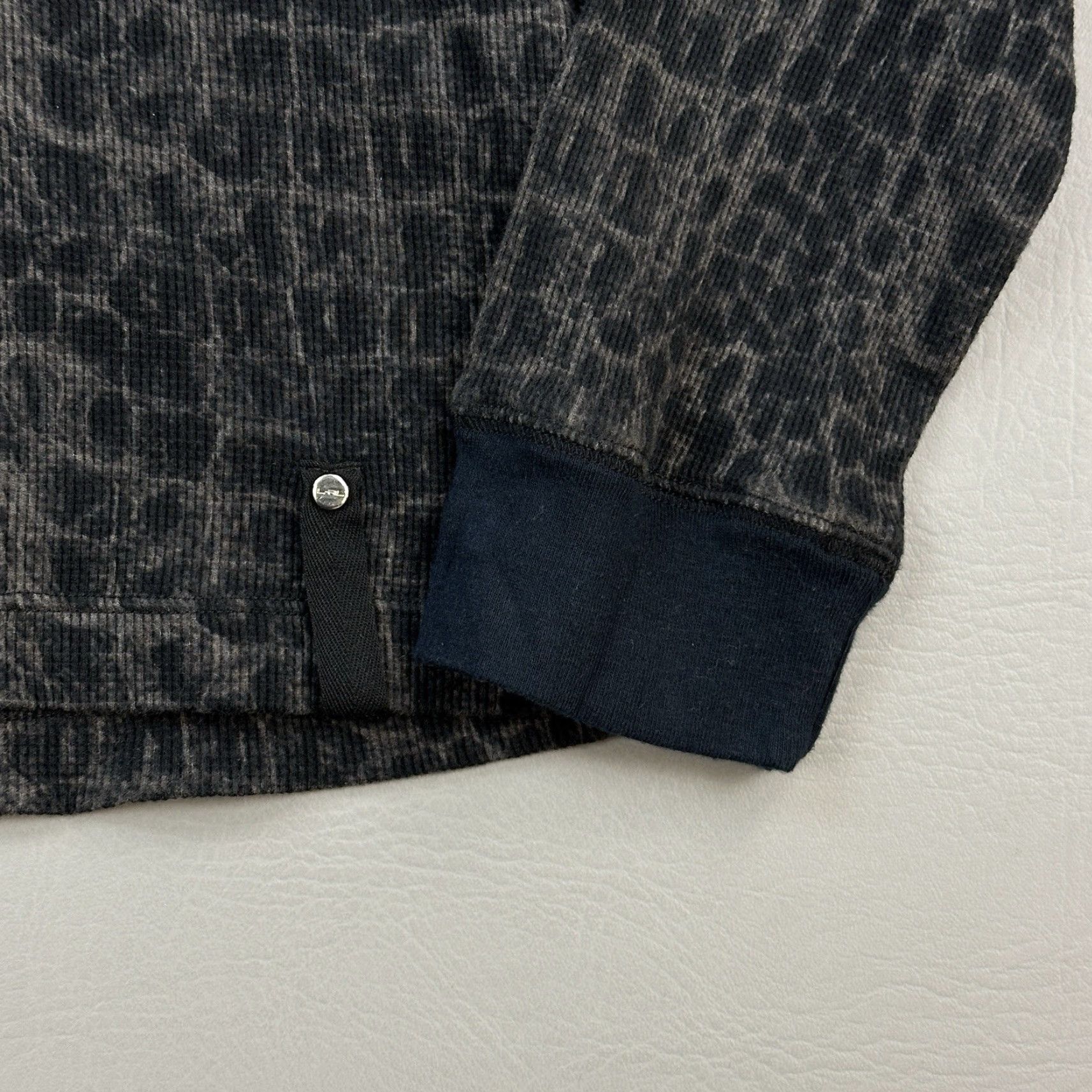 Ralph Lauren VINTAGE Lauren Ralph Lauren Active Hoodie Womens Large Waffle Knit Animal Print Pullover Size L / US 10 / IT 46 - 3 Thumbnail