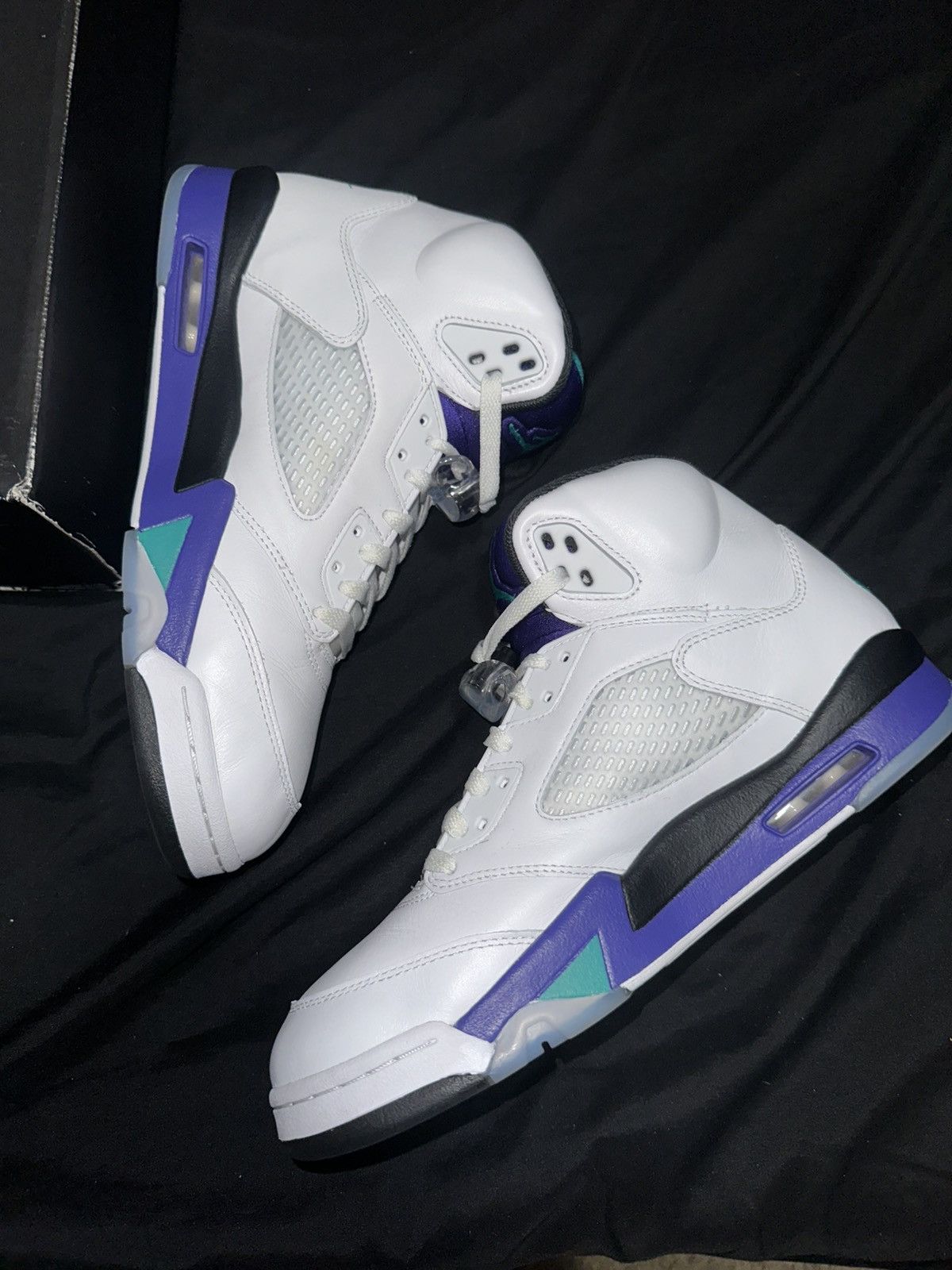 Jordan Brand Jordan 5 GRAPE 🍇 2k25 Size US 10.5 / EU 43-44 - 3 Thumbnail