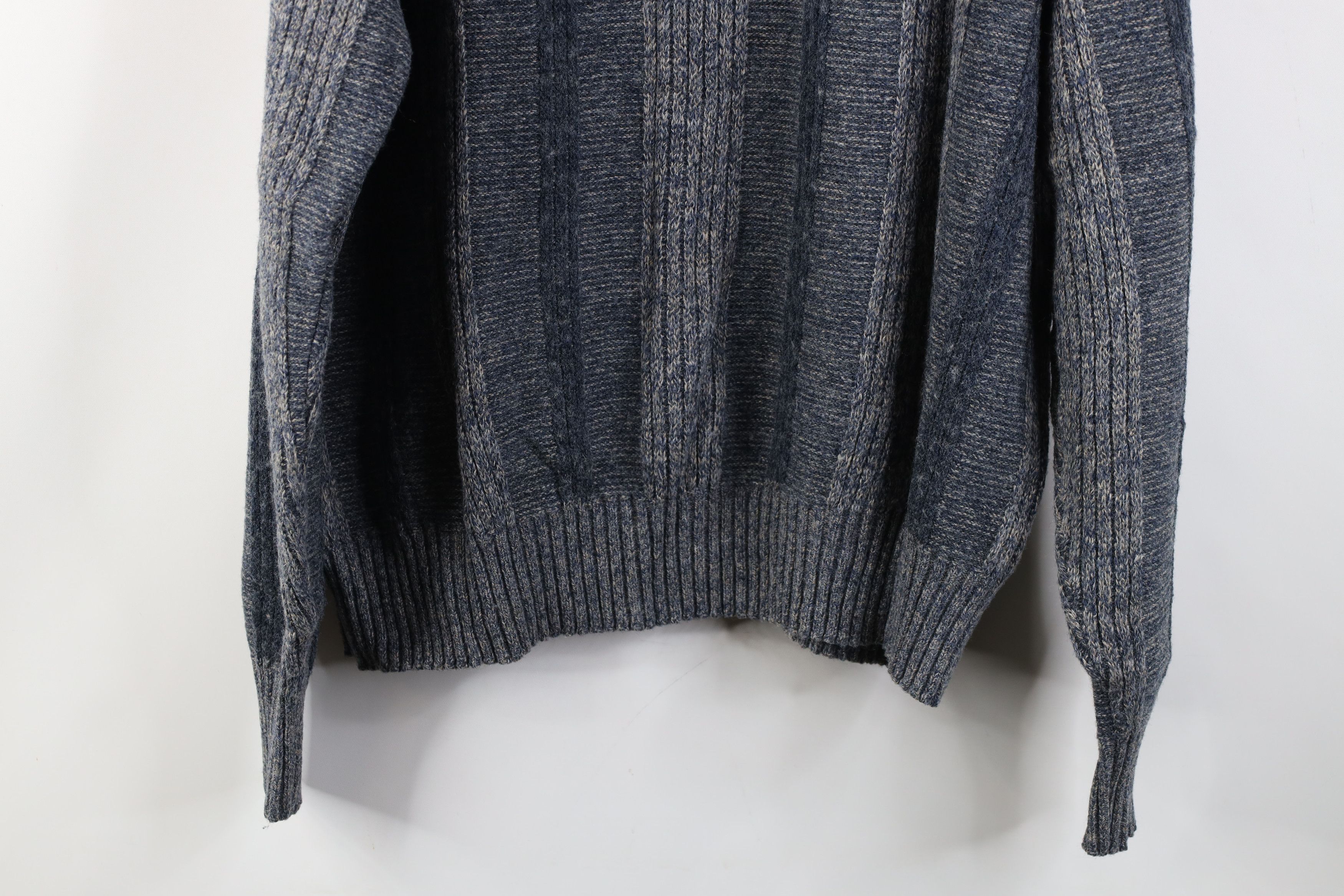 Vintage Vintage 70s Streetwear Ribbed Knit V-Neck Sweater Blue USA Size US XXL / EU 58 / 5 - 12 Thumbnail