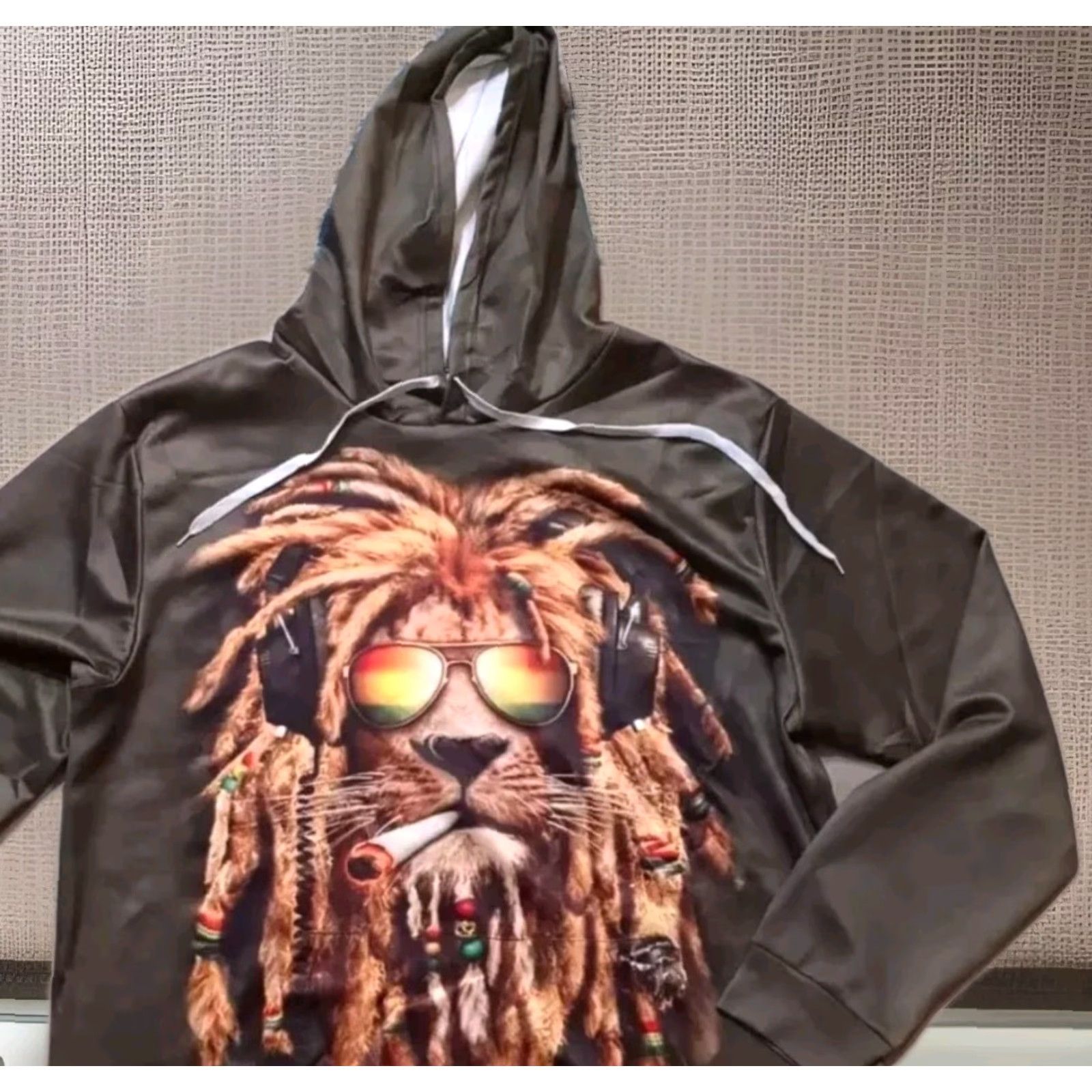 Vintage Bob Marley Smoking Joint Hoodie Rasta One Love Lion Sweatshirt XL Unisex Graphic Print Hooded Pullover Green Polyester Long Sleeve Fashion Size US XL / EU 56 / 4 - 4 Thumbnail