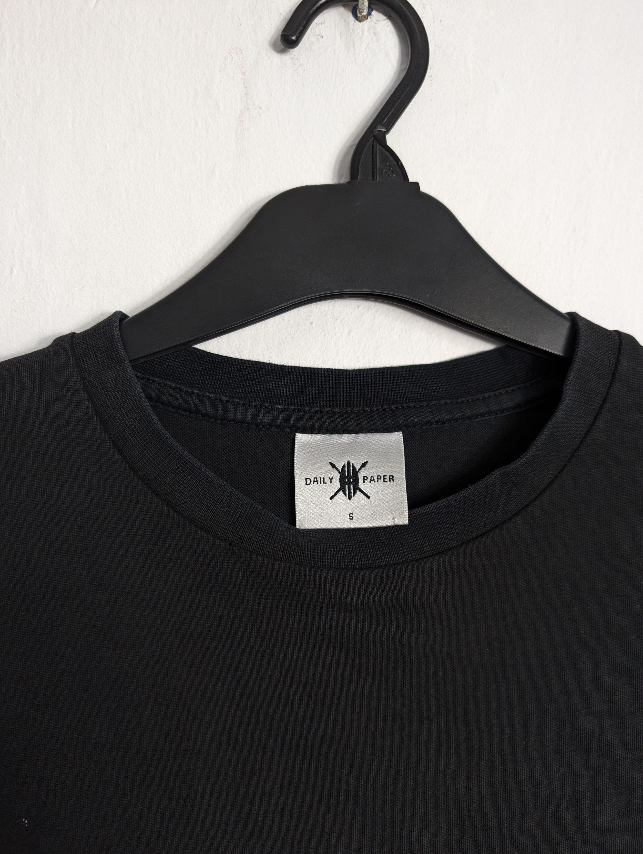 Daily Paper Daily Paper Gorbla Galaxy Tour T-Shirt Streetwear Tee Size US S / EU 44-46 / 1 - 3 Thumbnail