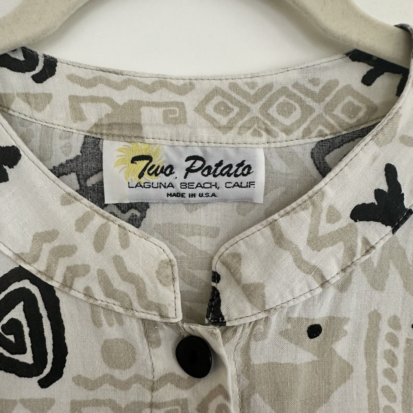 Other Vintage Two Potato Men’s Shirt Band Collar Fish Ethnic L Size US L / EU 52-54 / 3 - 2 Thumbnail