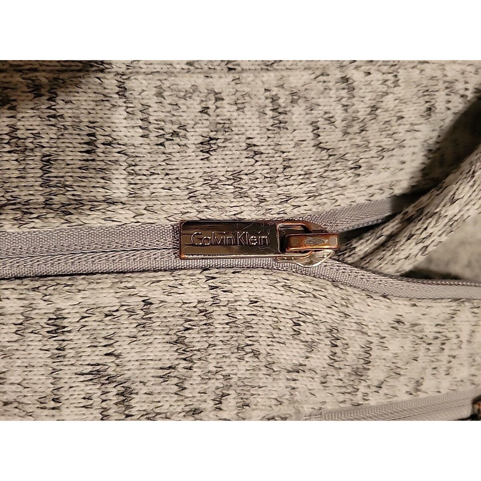 Calvin Klein Calvin Klein Women Gray Zip Long Sleeve Sweater Size M Reg Size M / US 6-8 / IT 42-44 - 3 Thumbnail