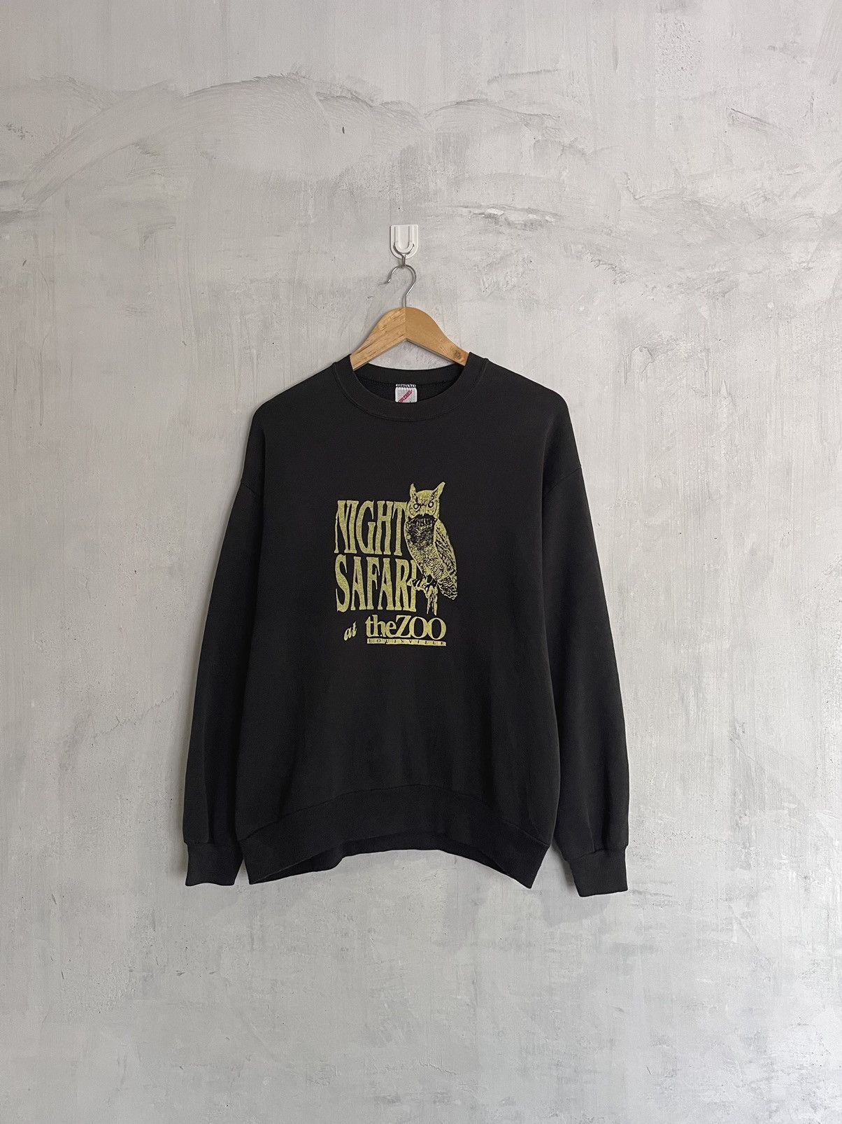 Jerzees Vtg 80s Jerzees Night Safari sweatshirt Size US L / EU 52-54 / 3 - 1 Thumbnail